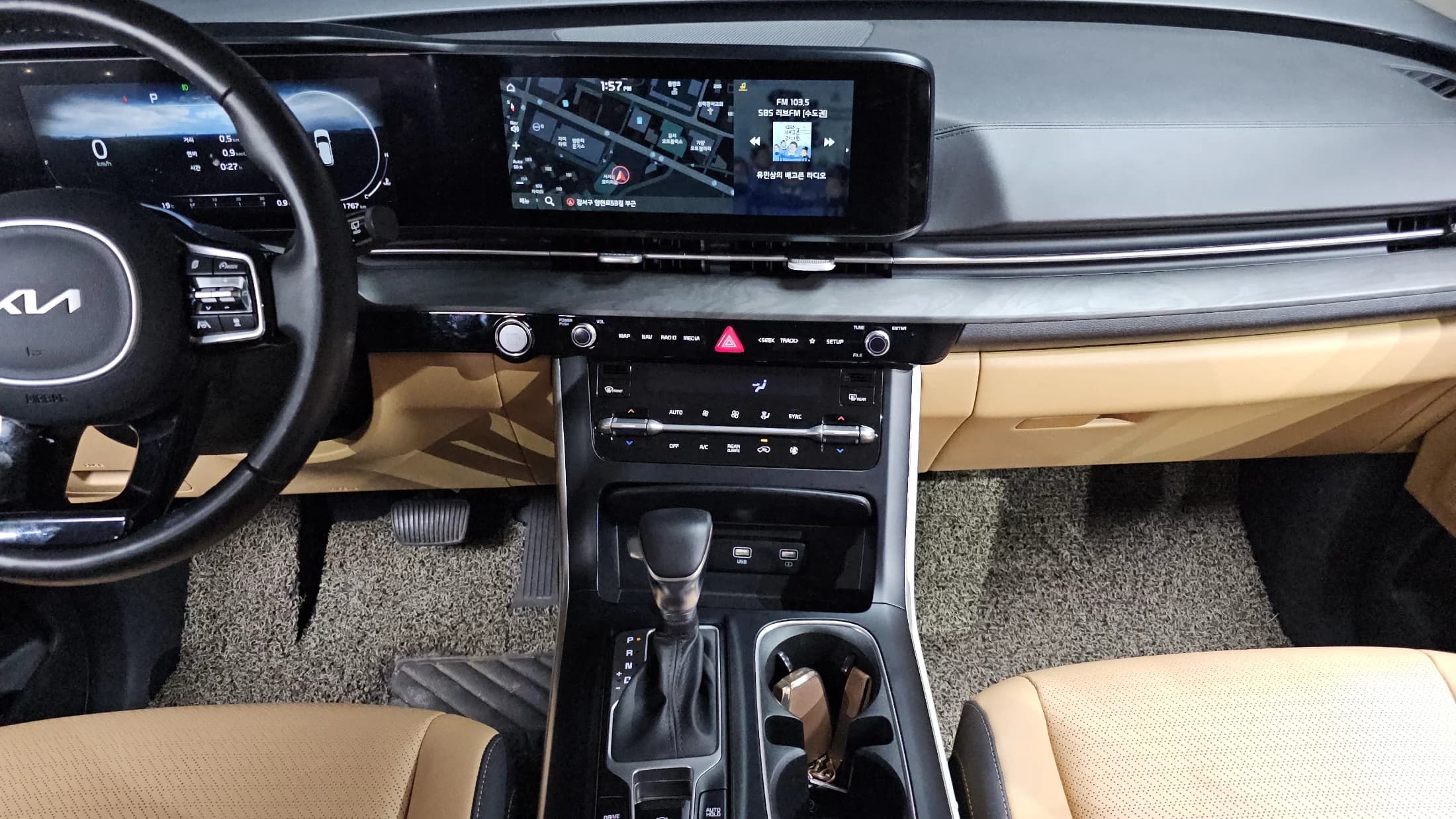 Kia Carnival Gasoline 9-Seater Prestige, 2022 г. 31778 км. — фото 14