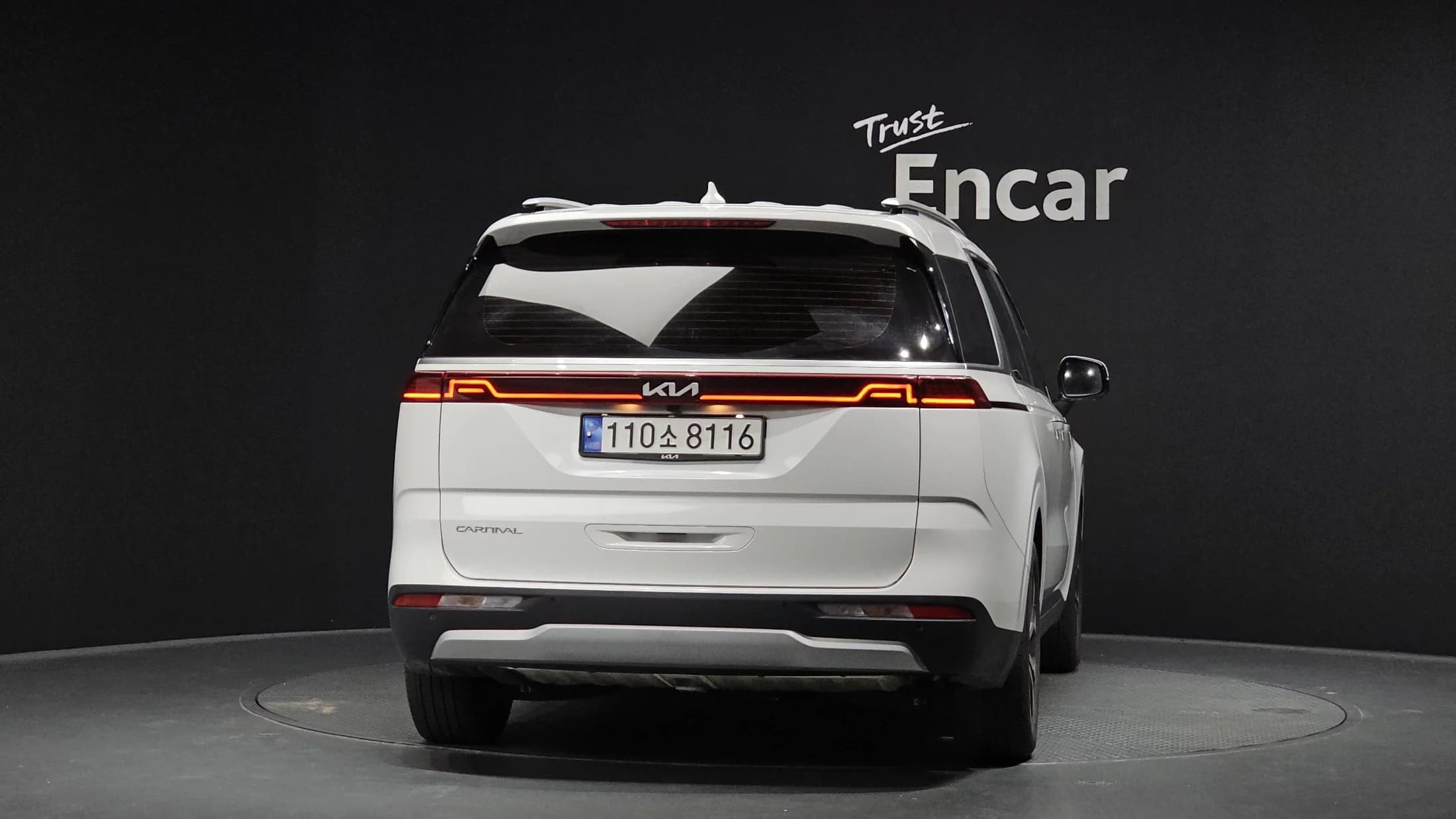 Kia Carnival Gasoline 9-Seater Prestige, 2022 г. 31778 км. — фото 4
