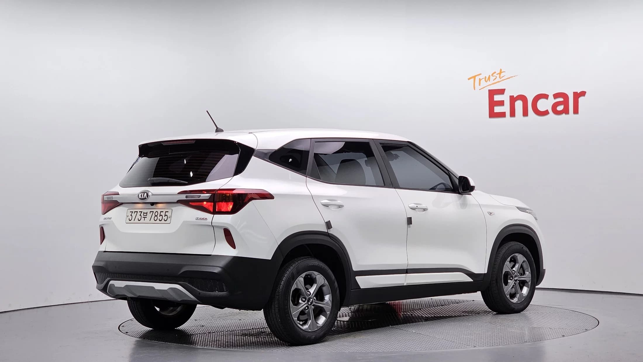 Kia Seltos Gasoline 1.6 Turbo 2WD Trendy, 2021 г. 108381 км. — фото 2