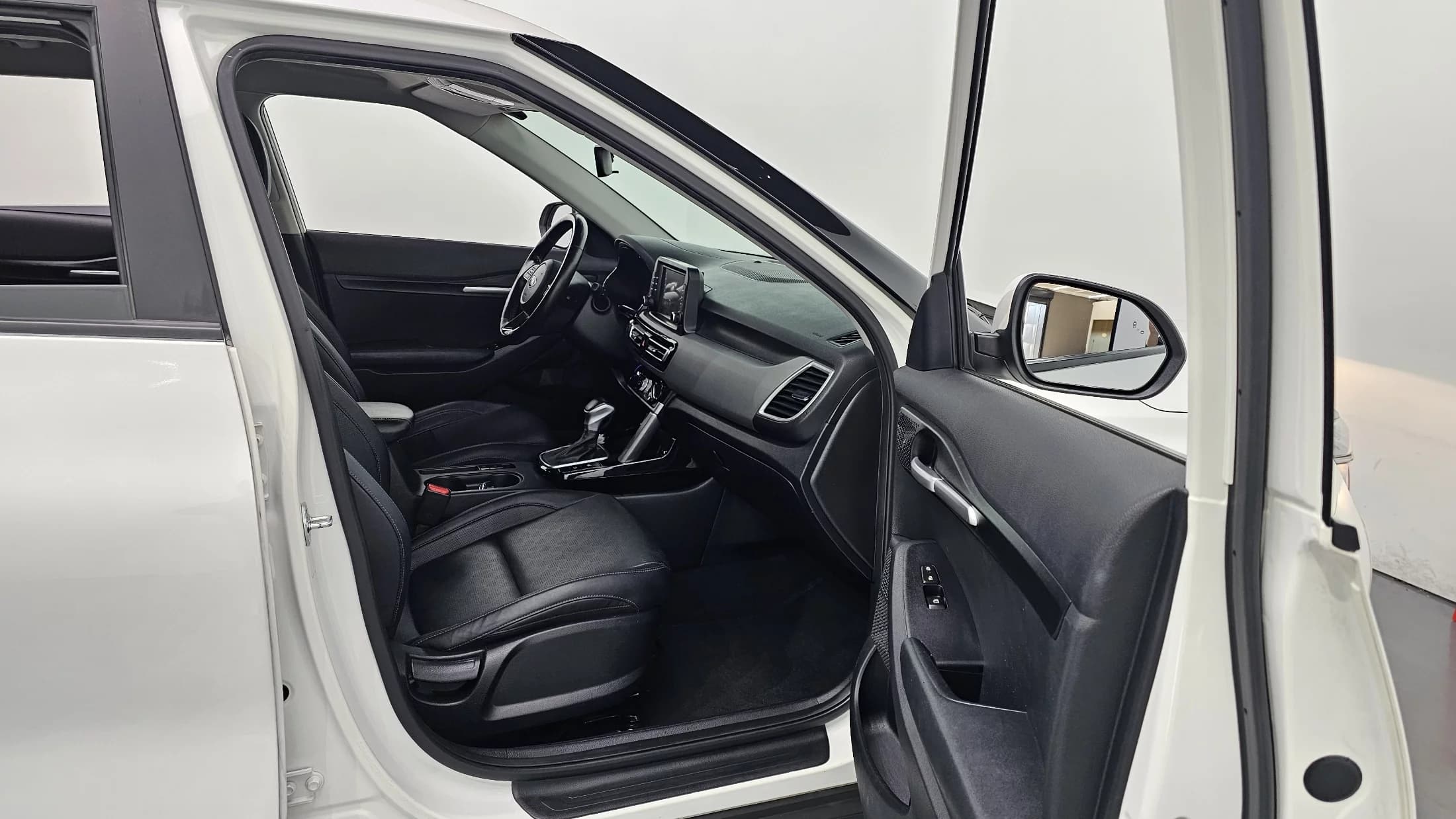 Kia Seltos Gasoline 1.6 Turbo 2WD Trendy, 2021 г. 108381 км. — фото 11