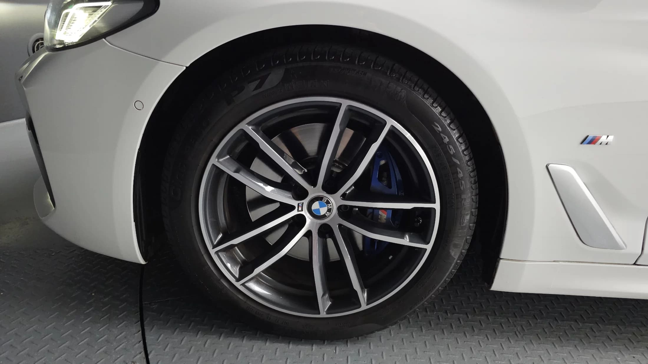 BMW 5-Series 520i M Sport, 2021 г. 66940 км. — фото 5