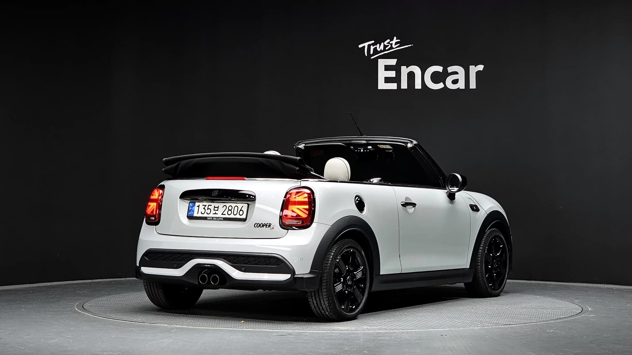 MINI Cooper Convertible Classic Third Generation, 2022 г. 59552 км. — фото 2