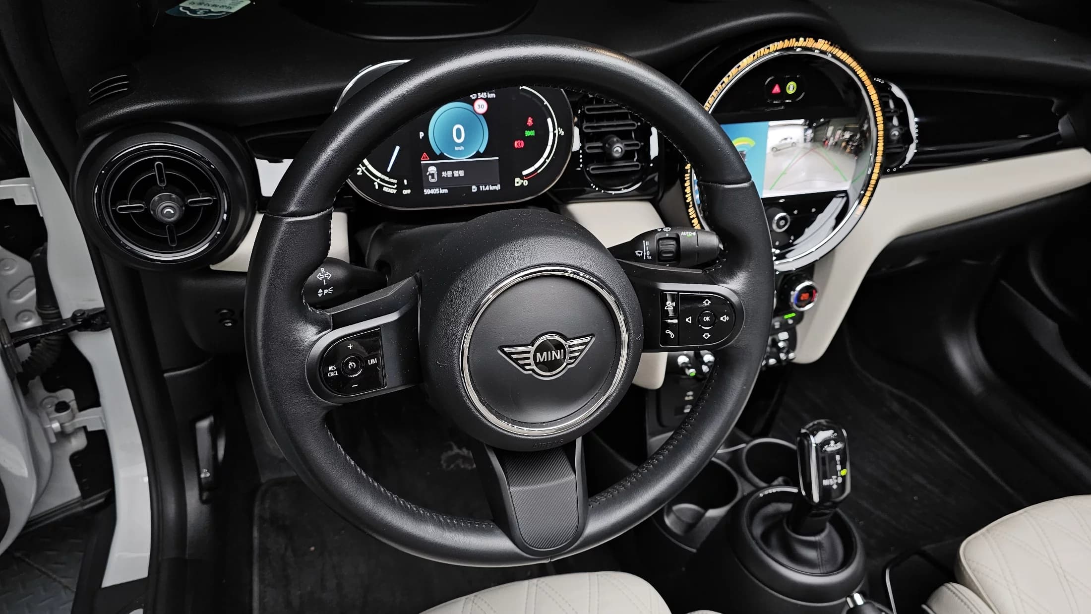 MINI Cooper Convertible Classic Third Generation, 2022 г. 59552 км. — фото 13