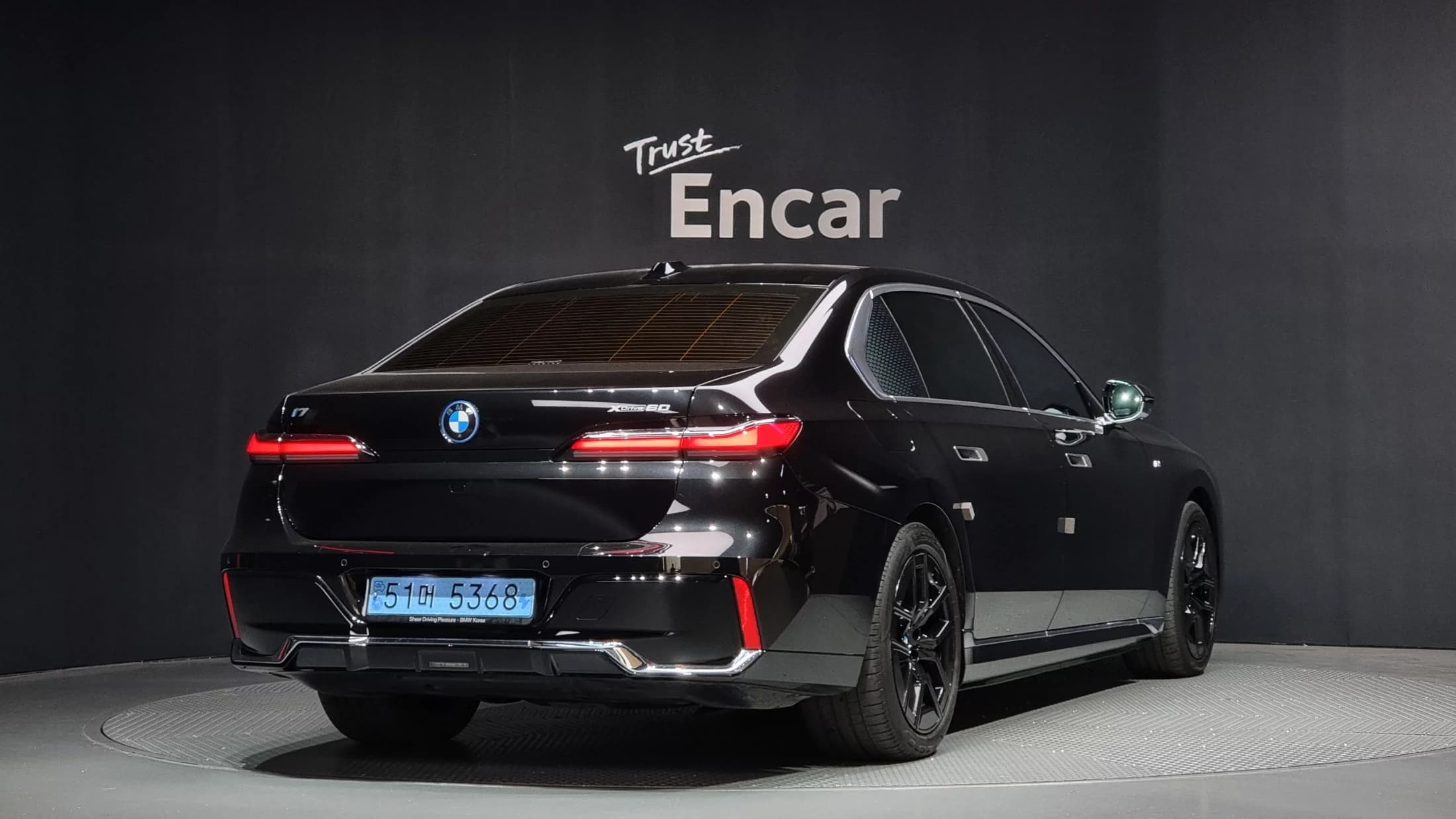 BMW i7 xDrive 60 M sport, электромобиль, 2023 г. 36466 км. — фото 2
