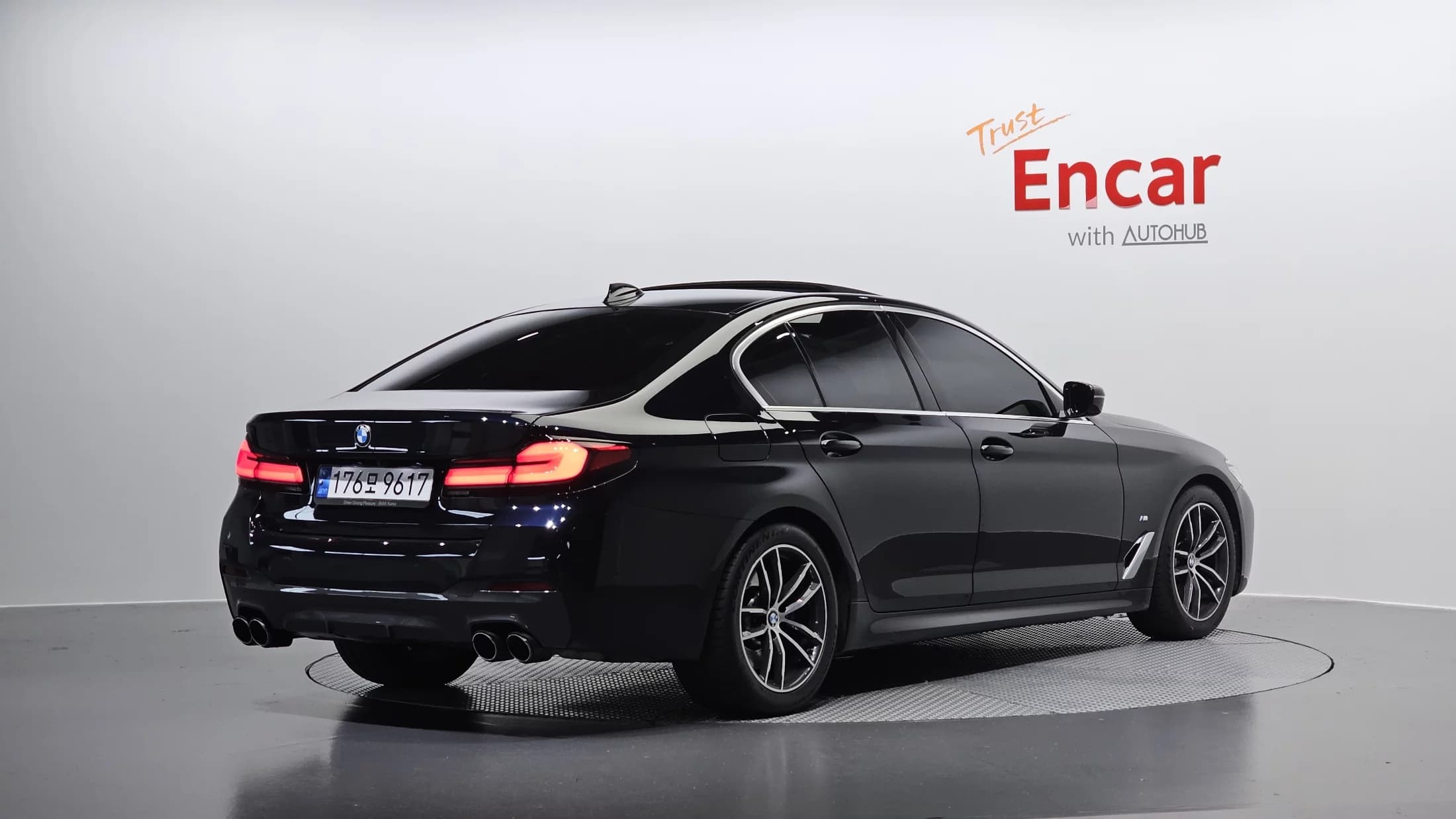 BMW 5-Series 520i M Sport, 2022 г. 58084 км. — фото 2