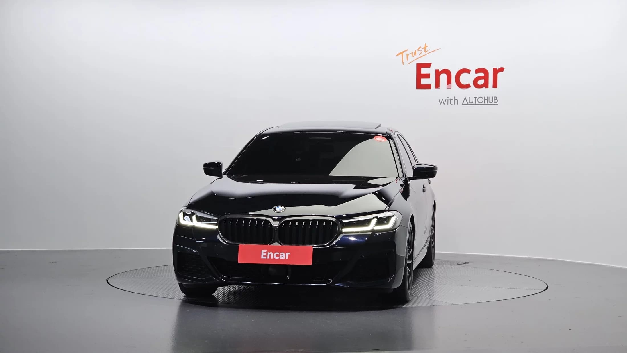 BMW 5-Series 520i M Sport, 2022 г. 58084 км. — фото 3