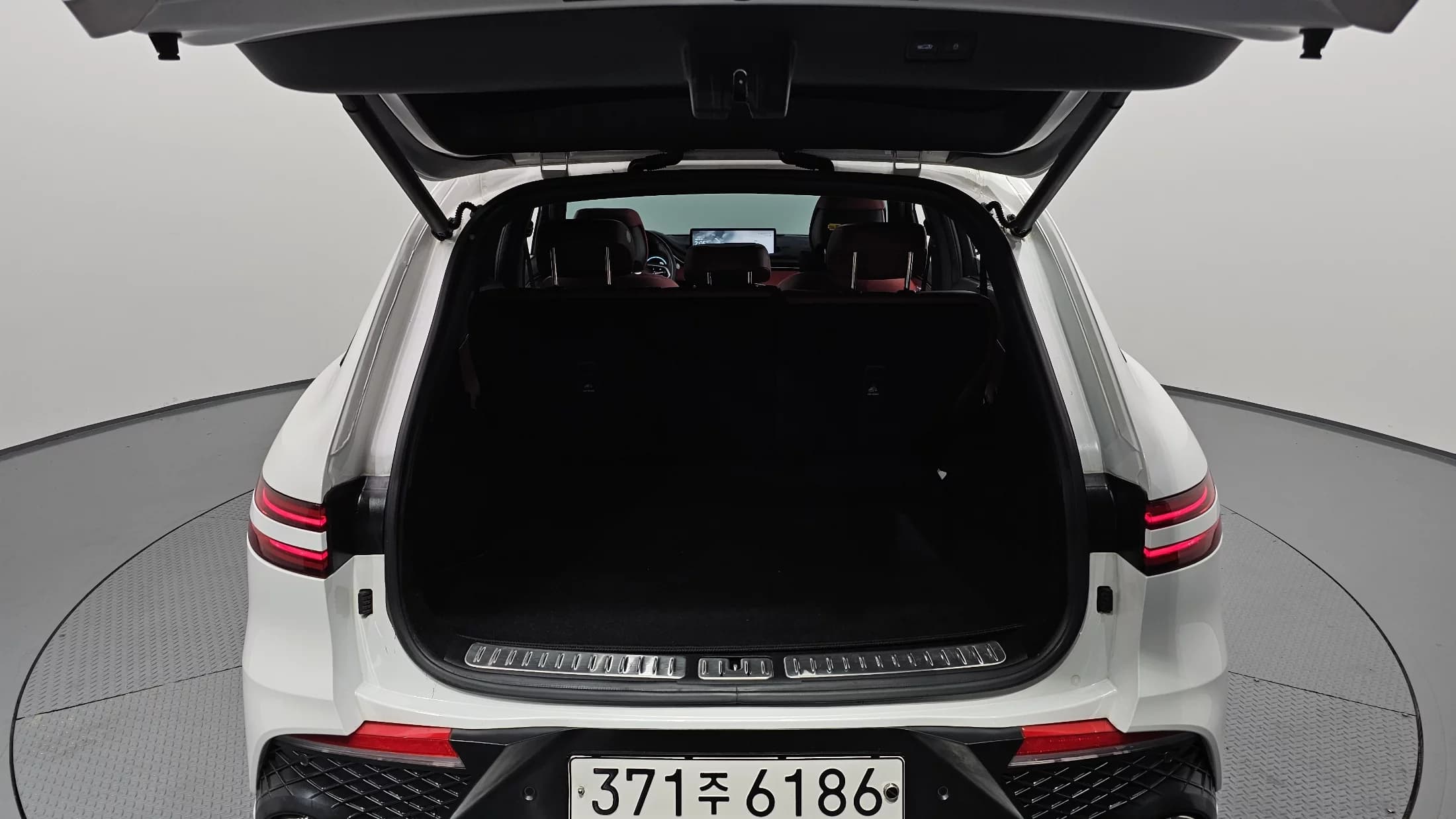 Genesis GV70 3.5T Gasoline AWD, 2022 г. 77035 км. — фото 20