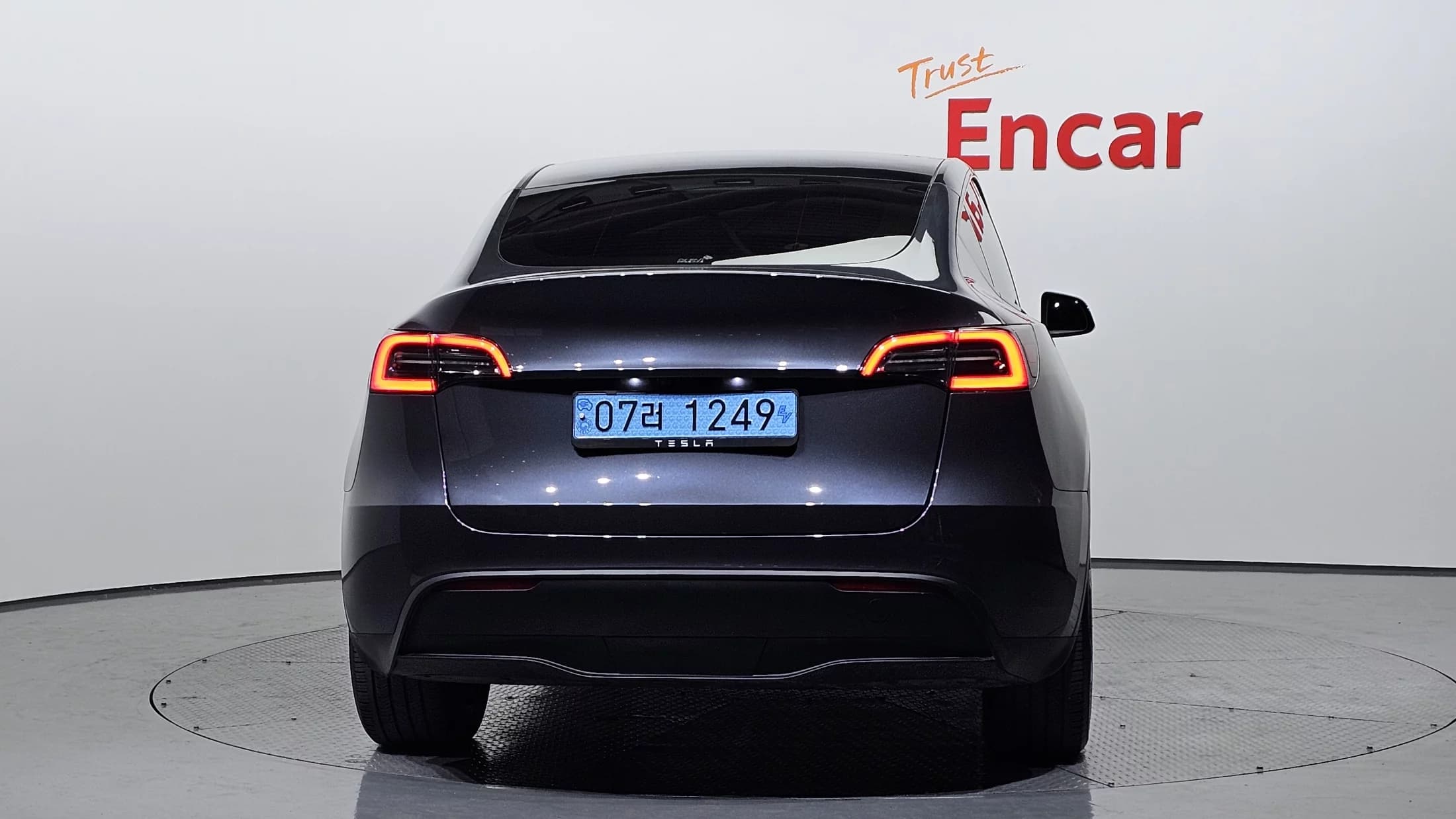 Tesla Model Y RWD, электромобиль, 2024 г. 18362 км. — фото 4