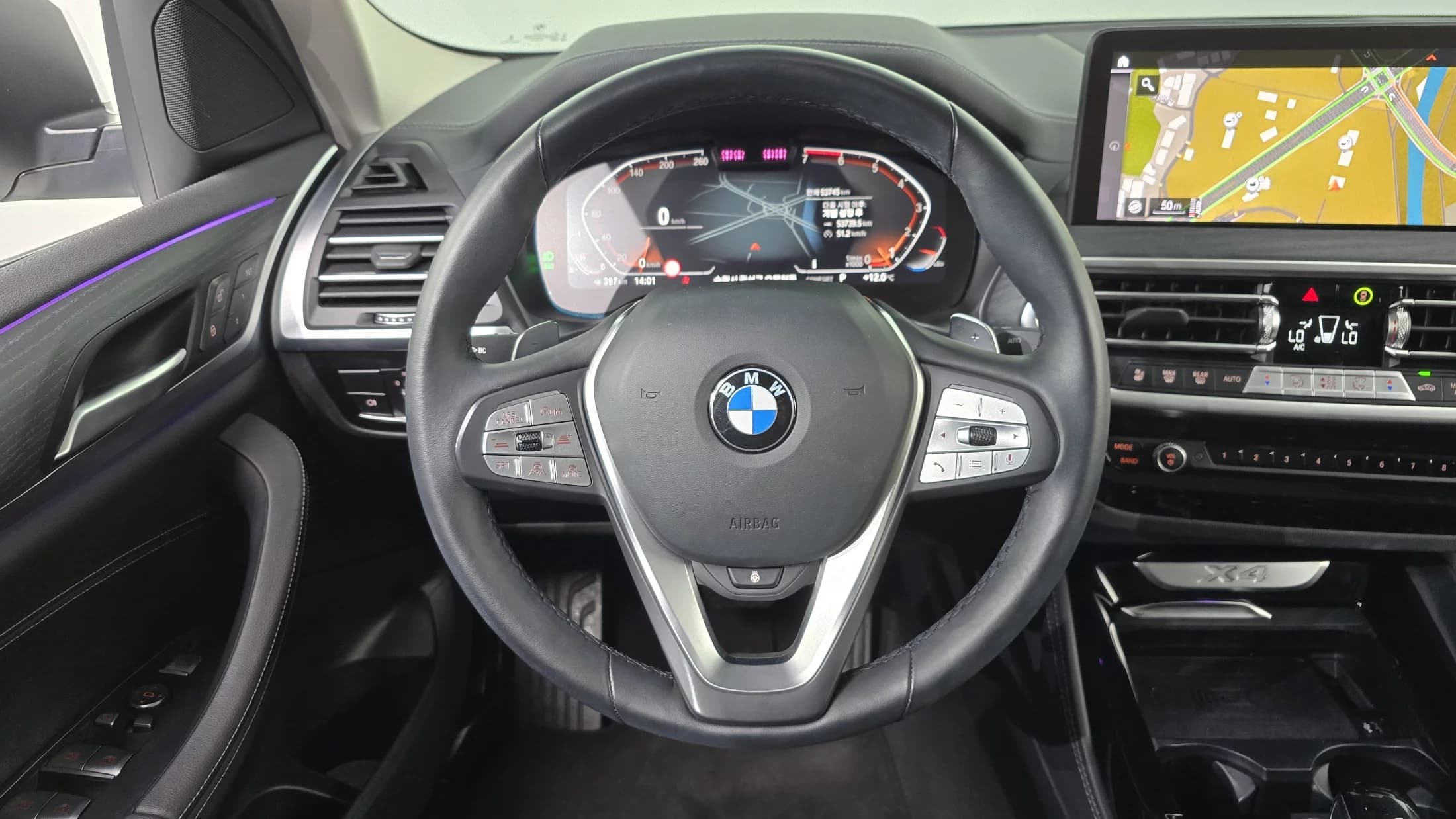 BMW X4 xDrive20i xLine, 2023 г. 53752 км. — фото 13