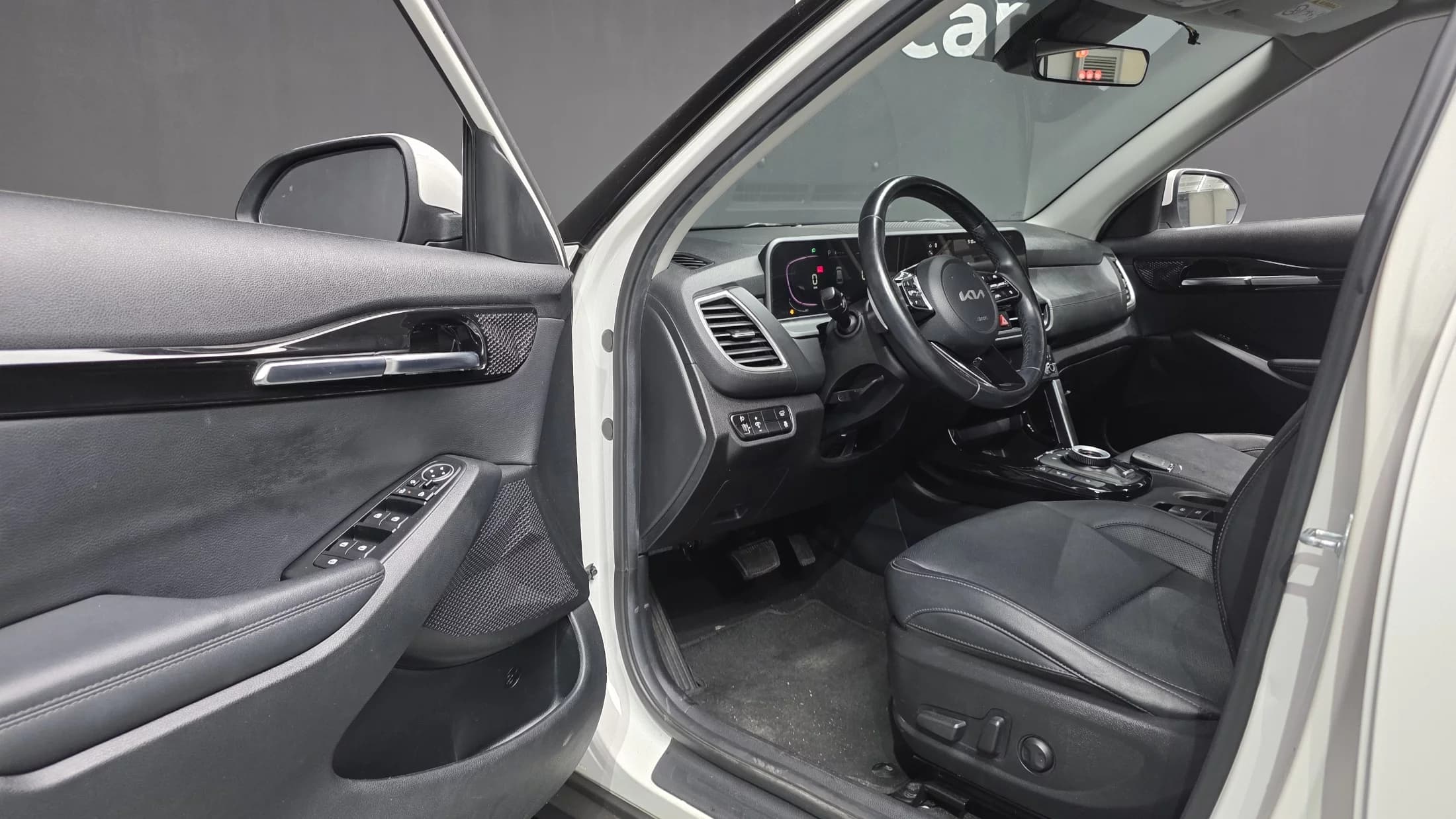 Kia Seltos Gasoline 1.6 Turbo 2WD Signature, 2022 г. 76887 км. — фото 12