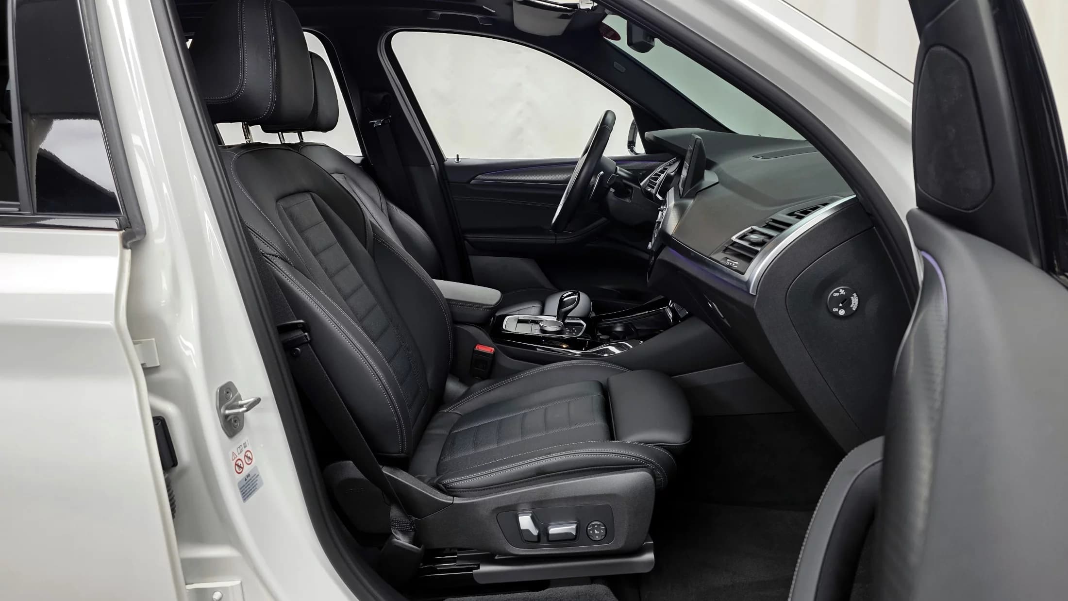 BMW X3 xDrive 20i M Sport, 2023 г. 10846 км. — фото 11