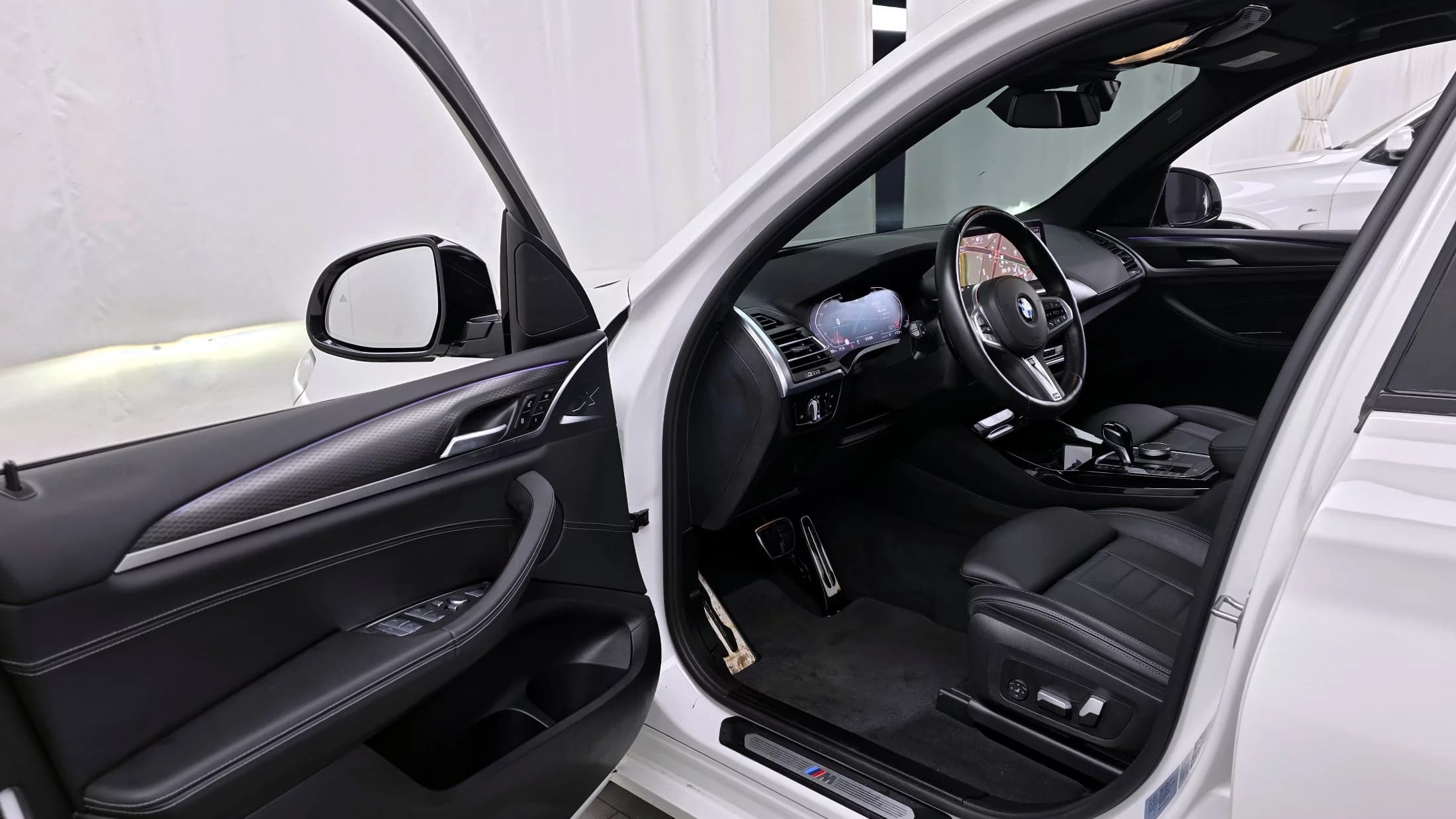 BMW X3 xDrive 20i M Sport, 2023 г. 10846 км. — фото 10