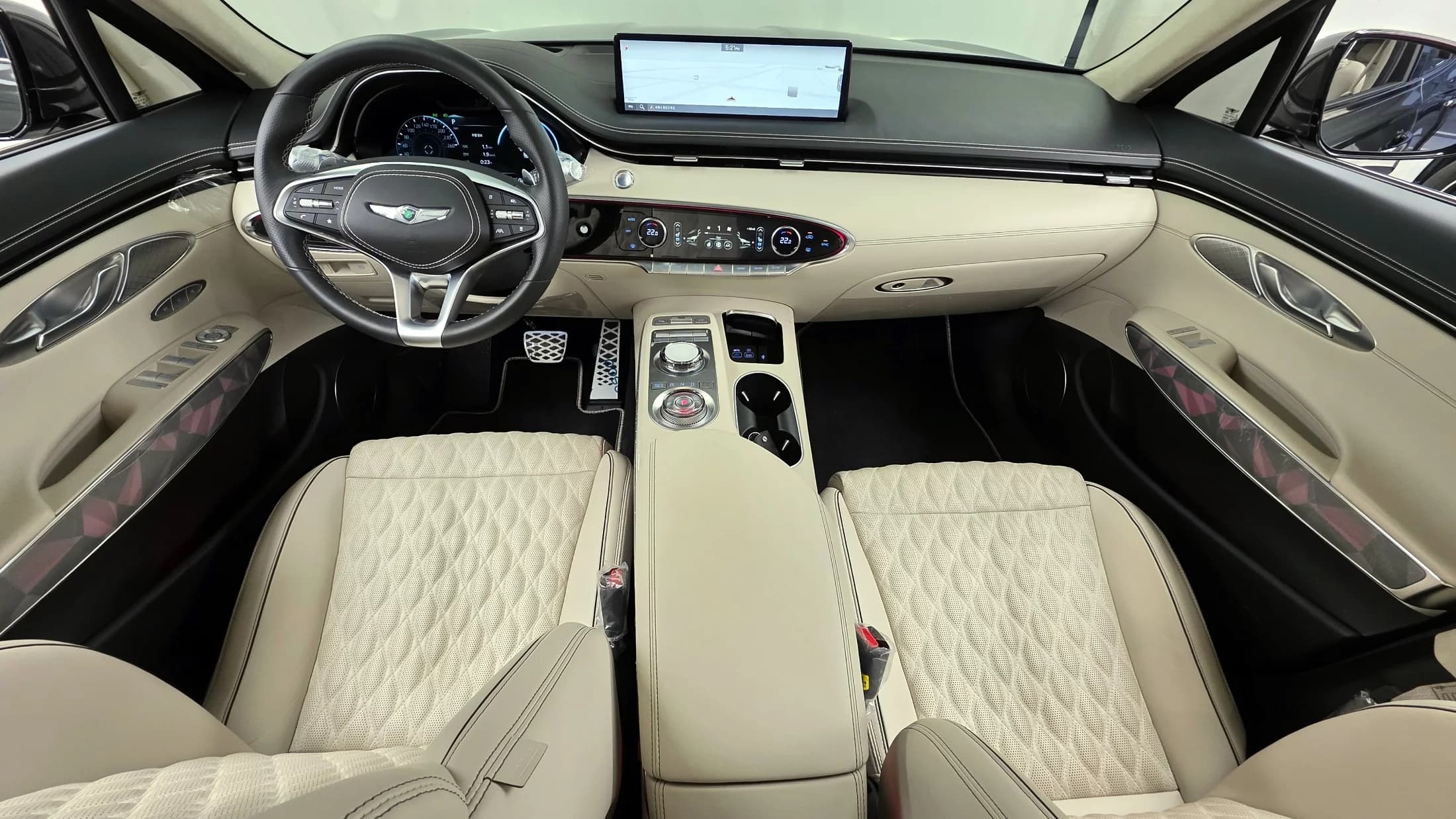 Genesis GV70 2.5T Gasoline AWD, 2023 г. 23910 км. — фото 7