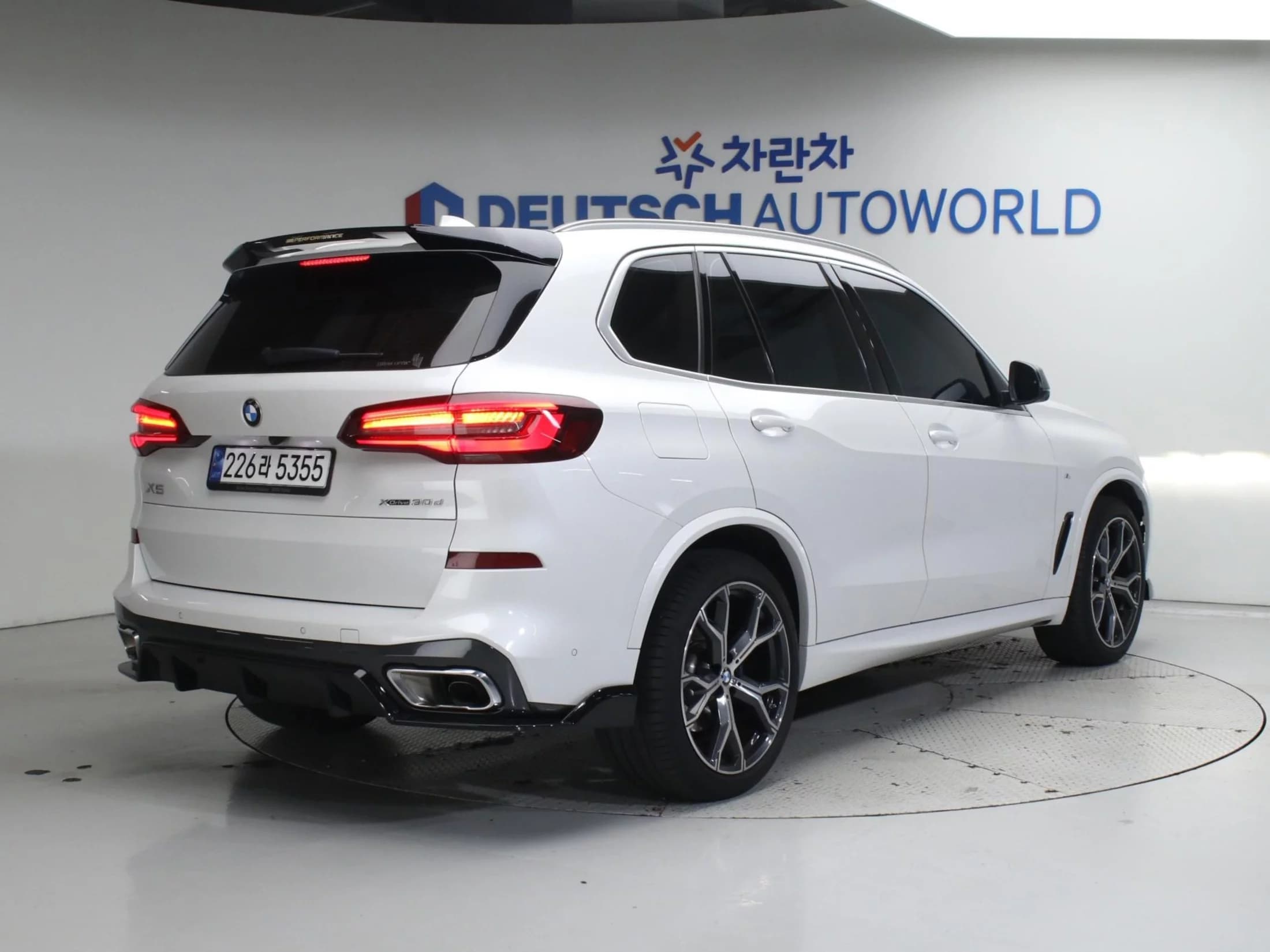 BMW X5 xDrive 30d M Sport, 2023 г. 52764 км. — фото 2