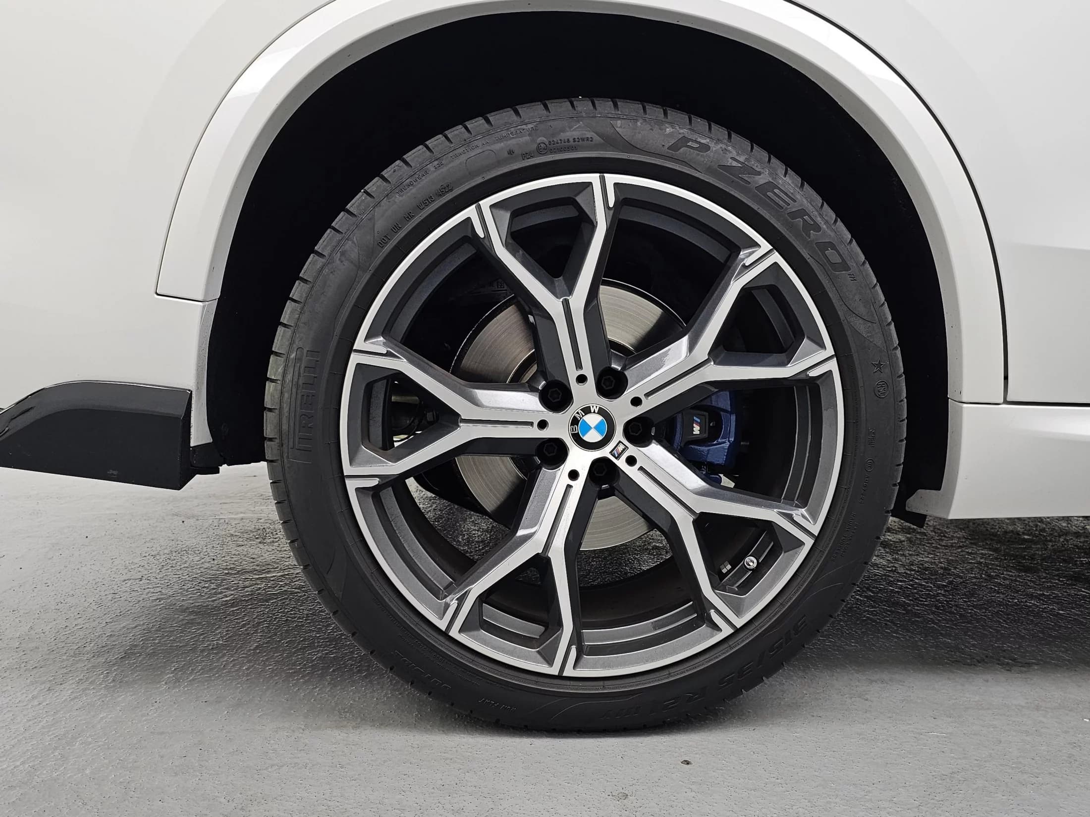 BMW X5 xDrive 30d M Sport, 2023 г. 52764 км. — фото 5