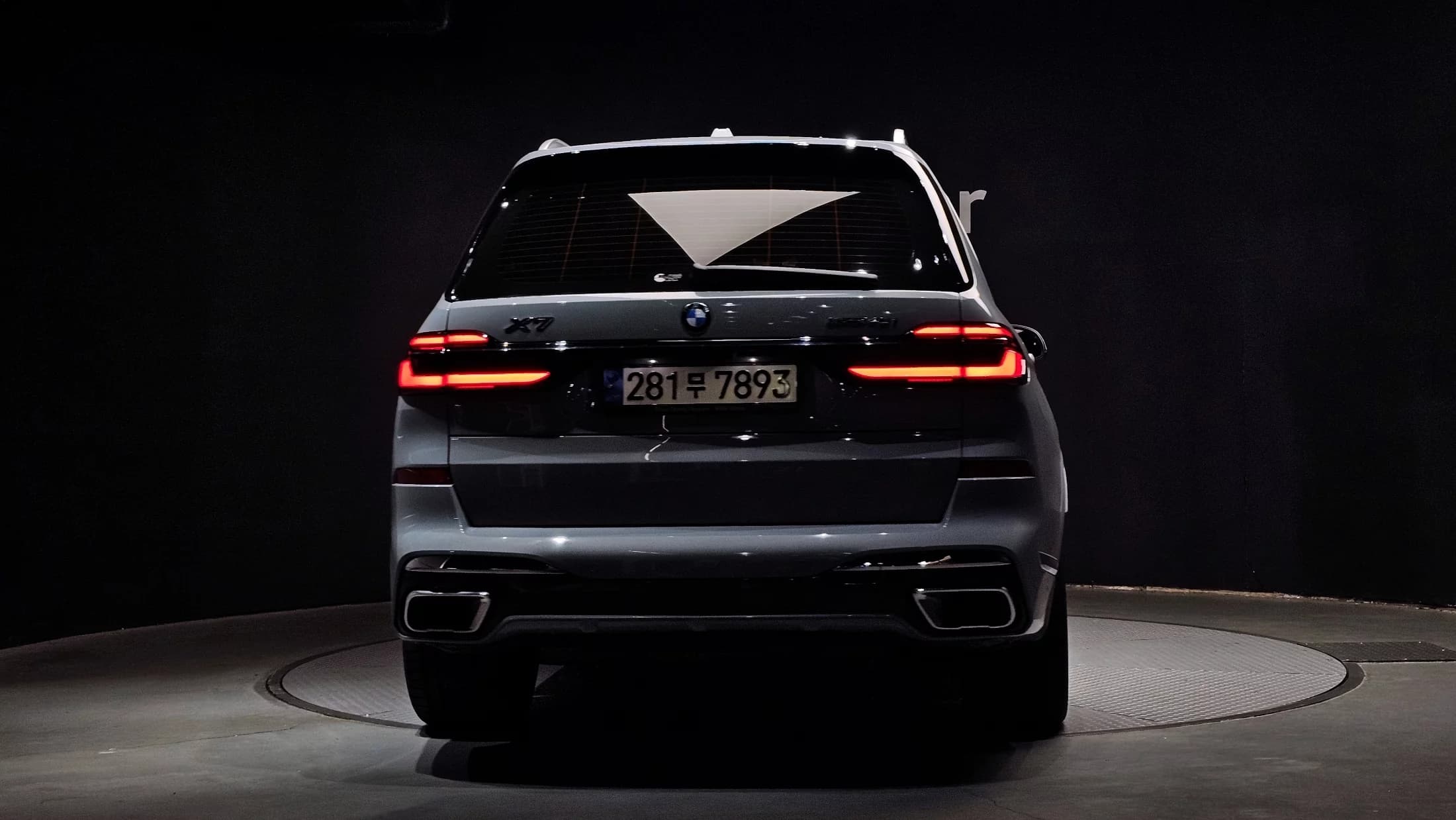 BMW X7 xDrive 40i M Sport 6STR, 2023 г. 25500 км. — фото 4