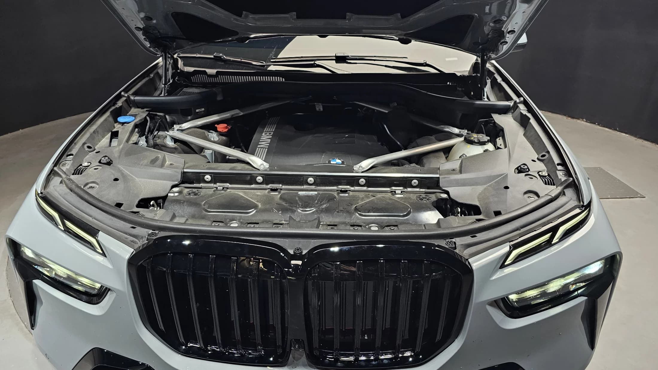 BMW X7 xDrive 40i M Sport 6STR, 2023 г. 25500 км. — фото 6