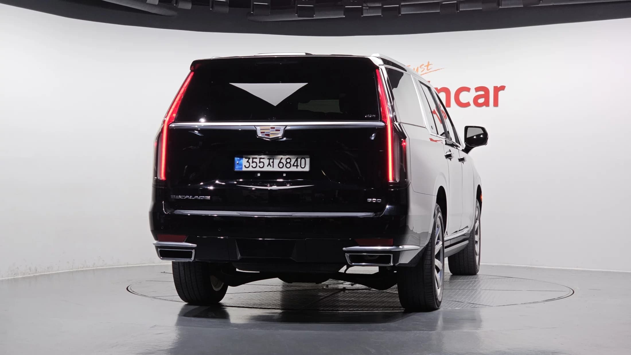 Cadillac Escalade 6.2 ESV ESV Premium Luxury Platinum, 2022 г. 45961 км. — фото 4