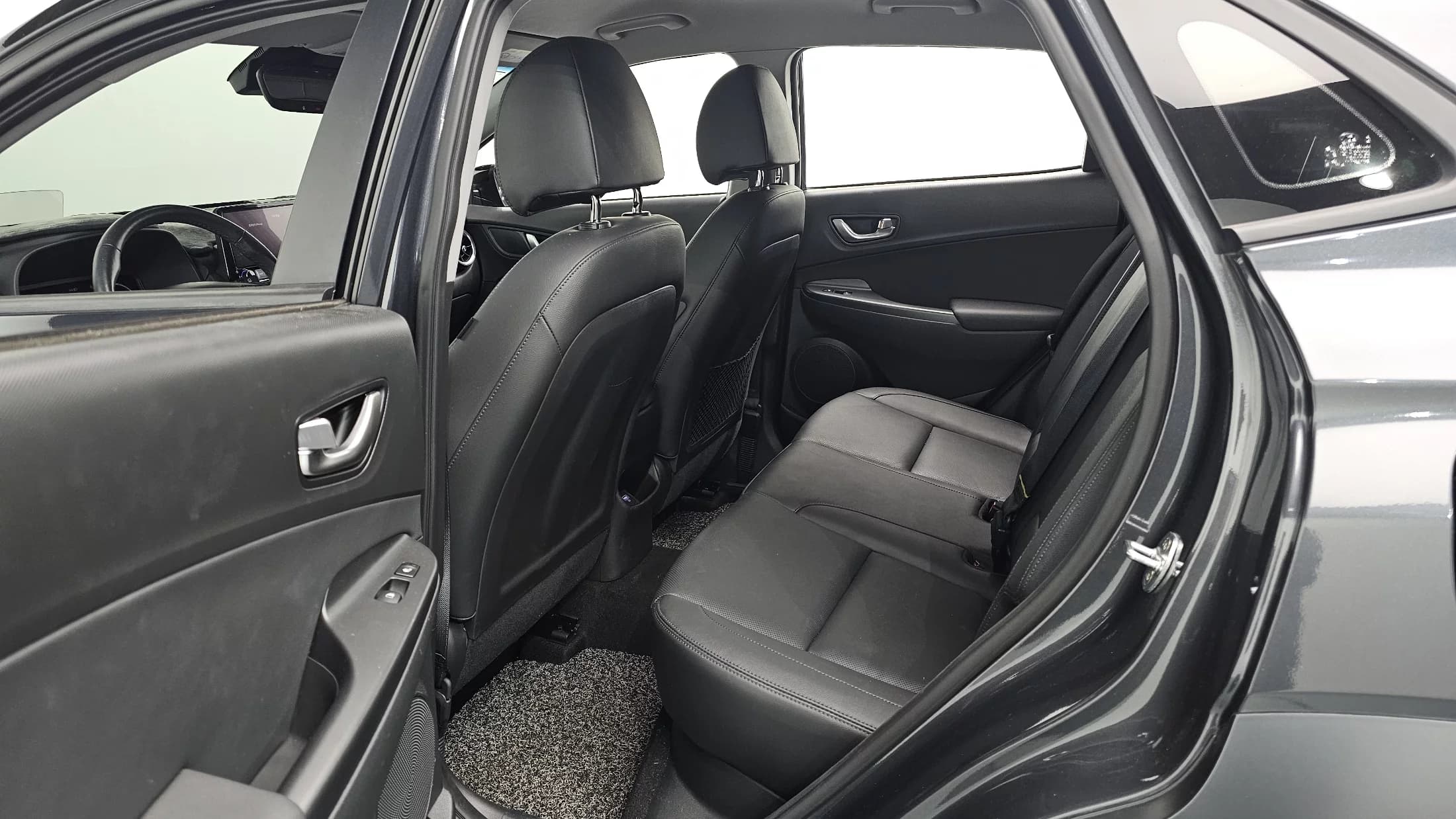 Hyundai Kona Gasoline 1.6 Turbo 2WD Inspiration, 2021 г. 32064 км. — фото 12