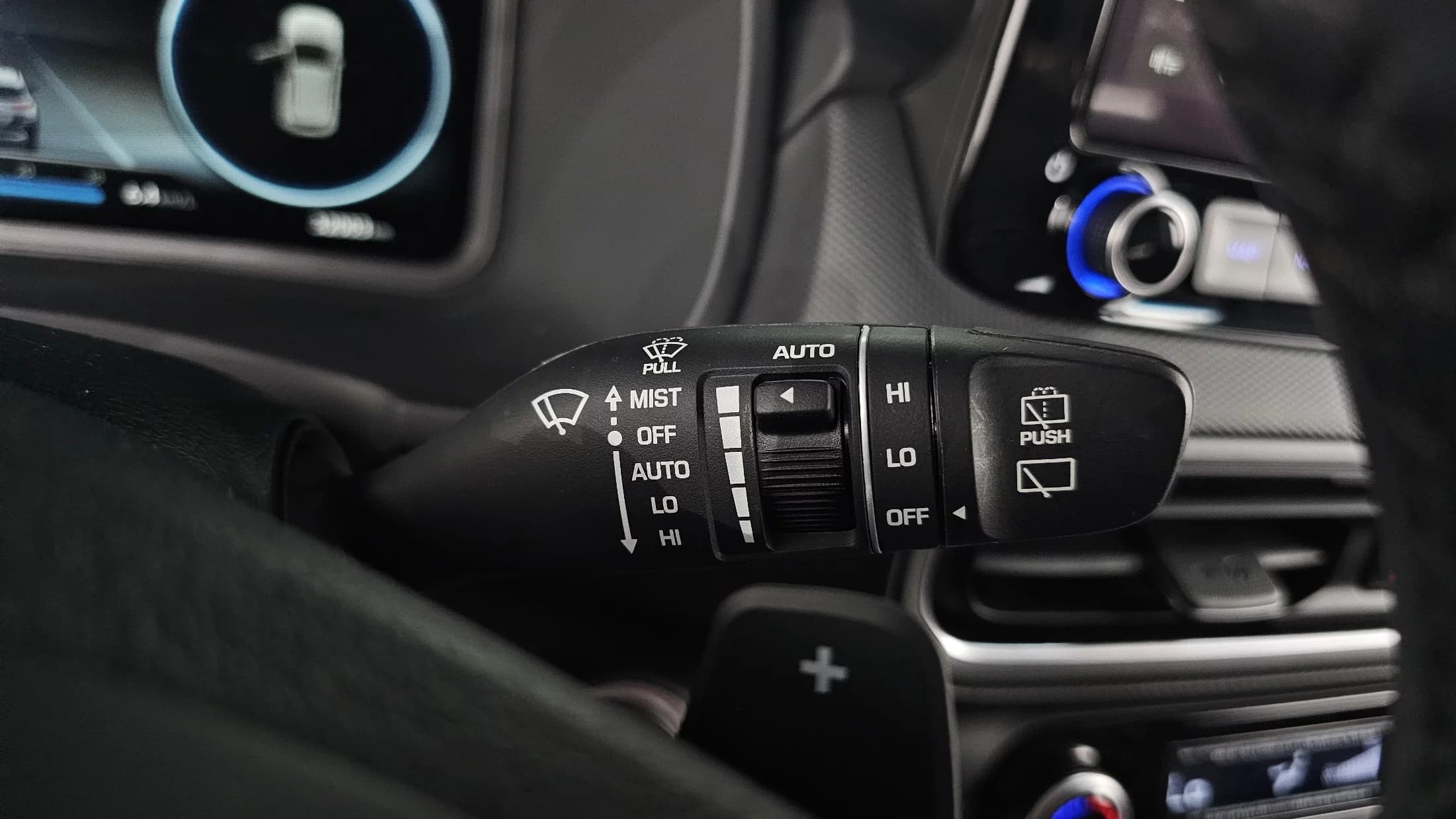 Hyundai Kona Gasoline 1.6 Turbo 2WD Inspiration, 2021 г. 32064 км. — фото 18