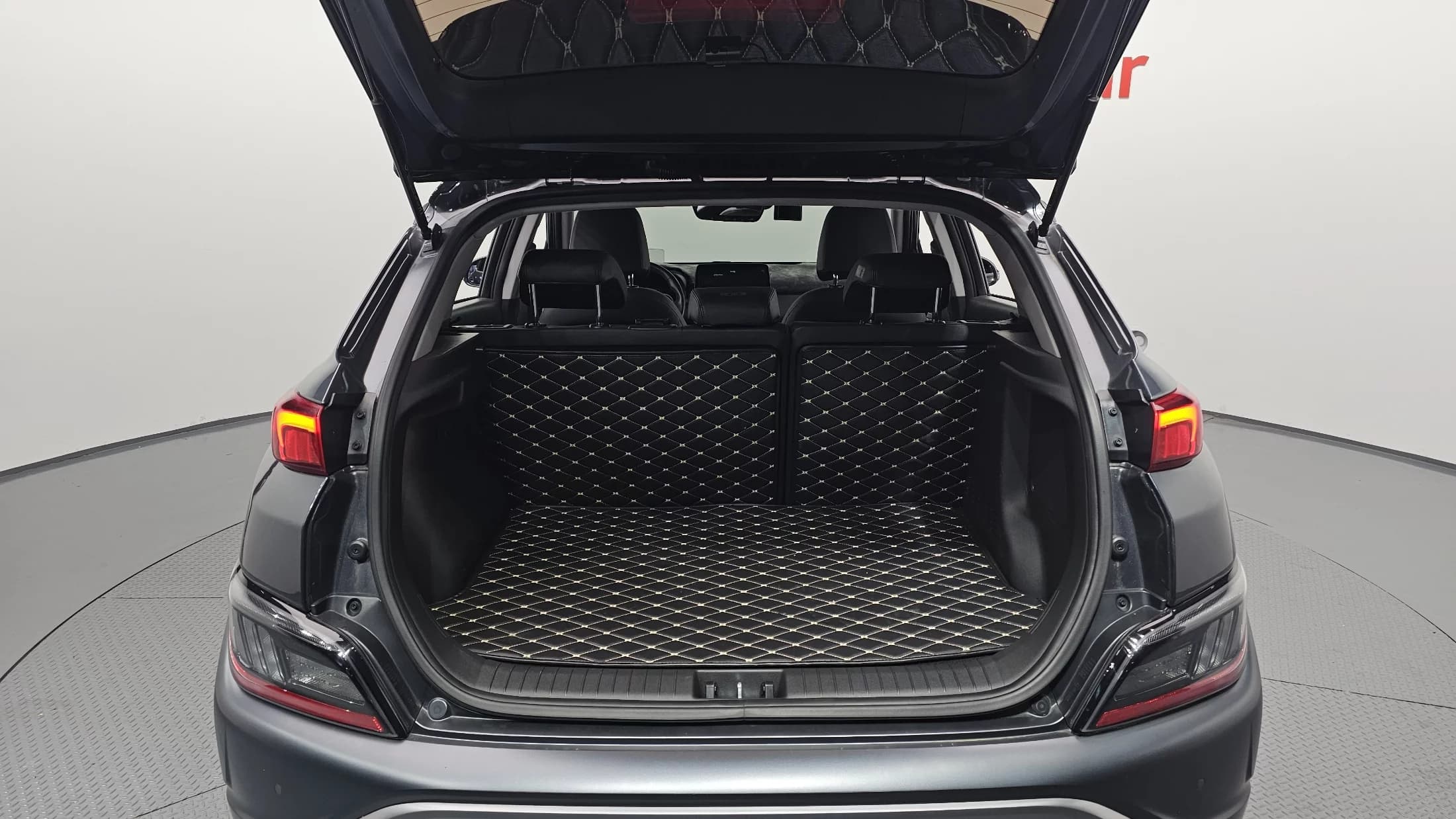 Hyundai Kona Gasoline 1.6 Turbo 2WD Inspiration, 2021 г. 32064 км. — фото 20