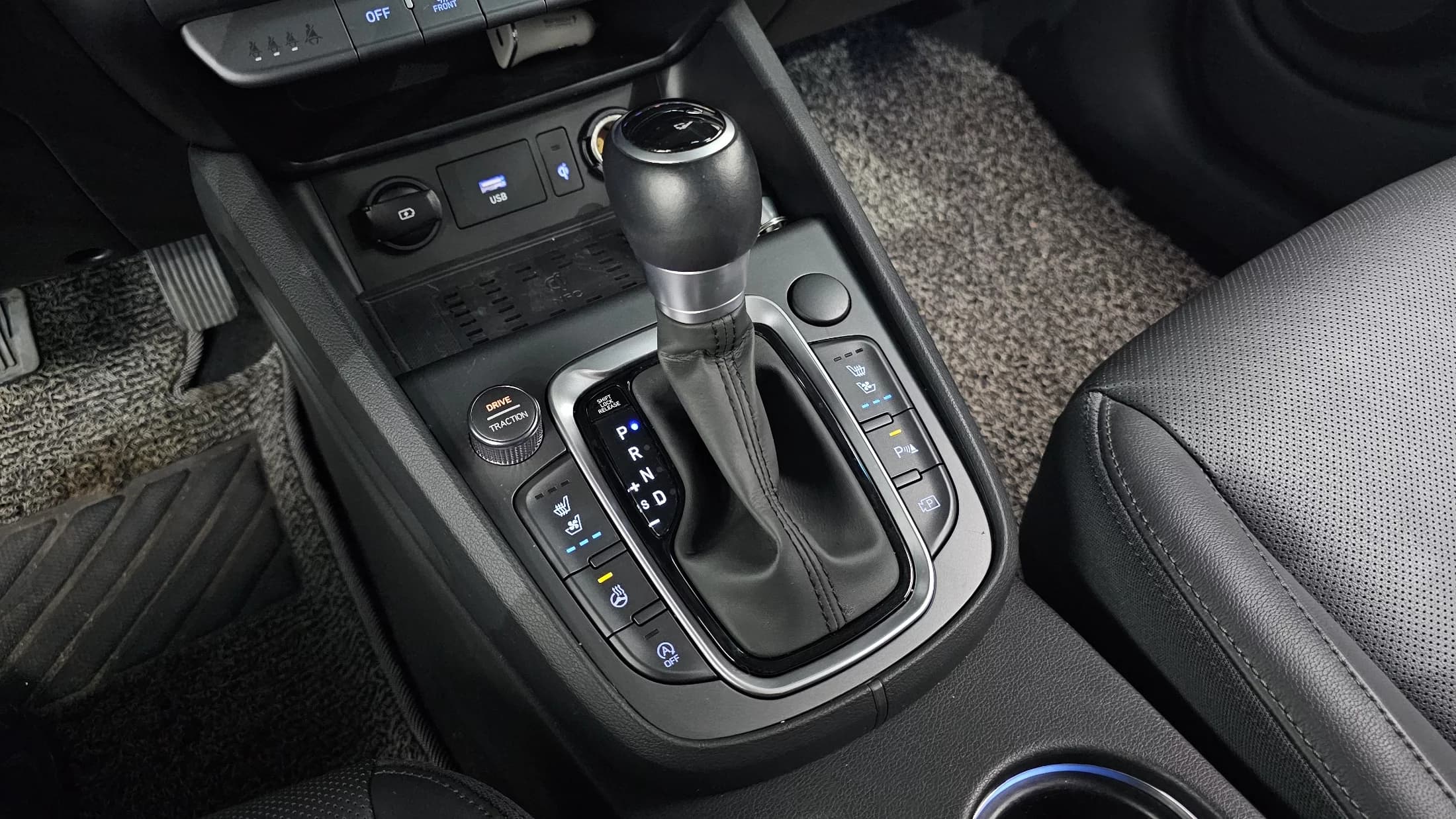 Hyundai Kona Gasoline 1.6 Turbo 2WD Inspiration, 2021 г. 32064 км. — фото 9