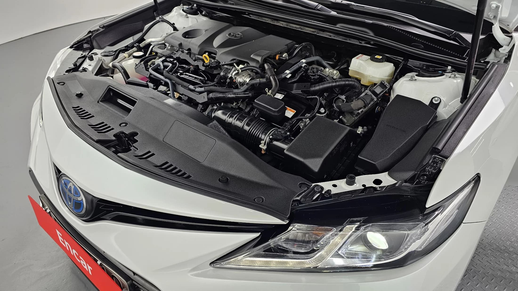 Toyota CAMRY 2.5 LE Hybrid, гибрид, 2022 г. 119744 км. — фото 6