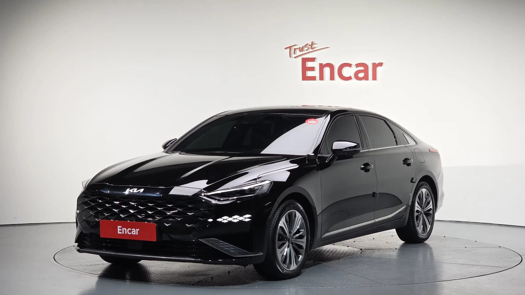 Kia K8 Signature Special, гибрид, 2024 г. 21720 км.