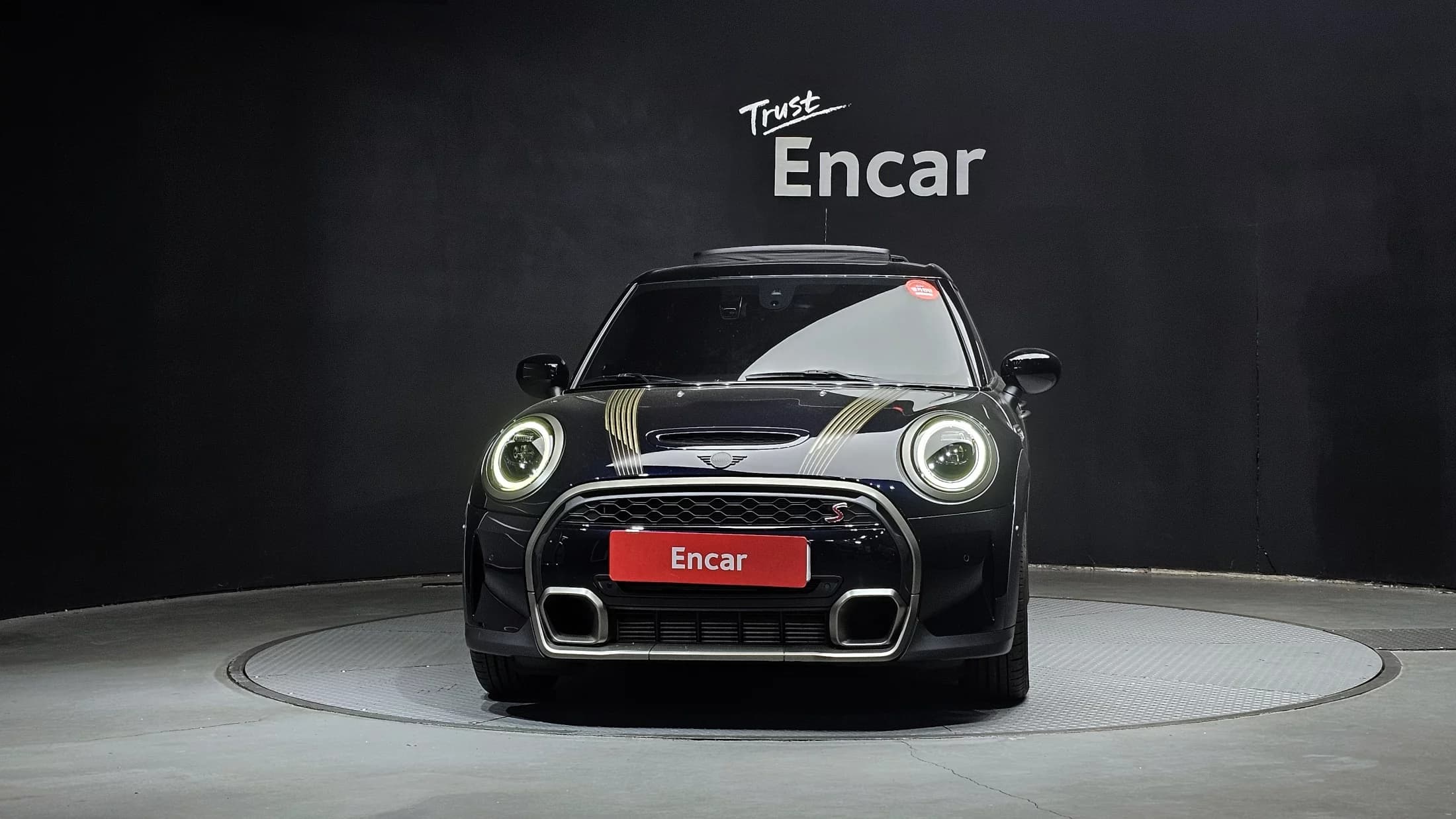 MINI Cooper 5Door Resolute Edition 3rd Gen, 2023 г. 24364 км. — фото 3