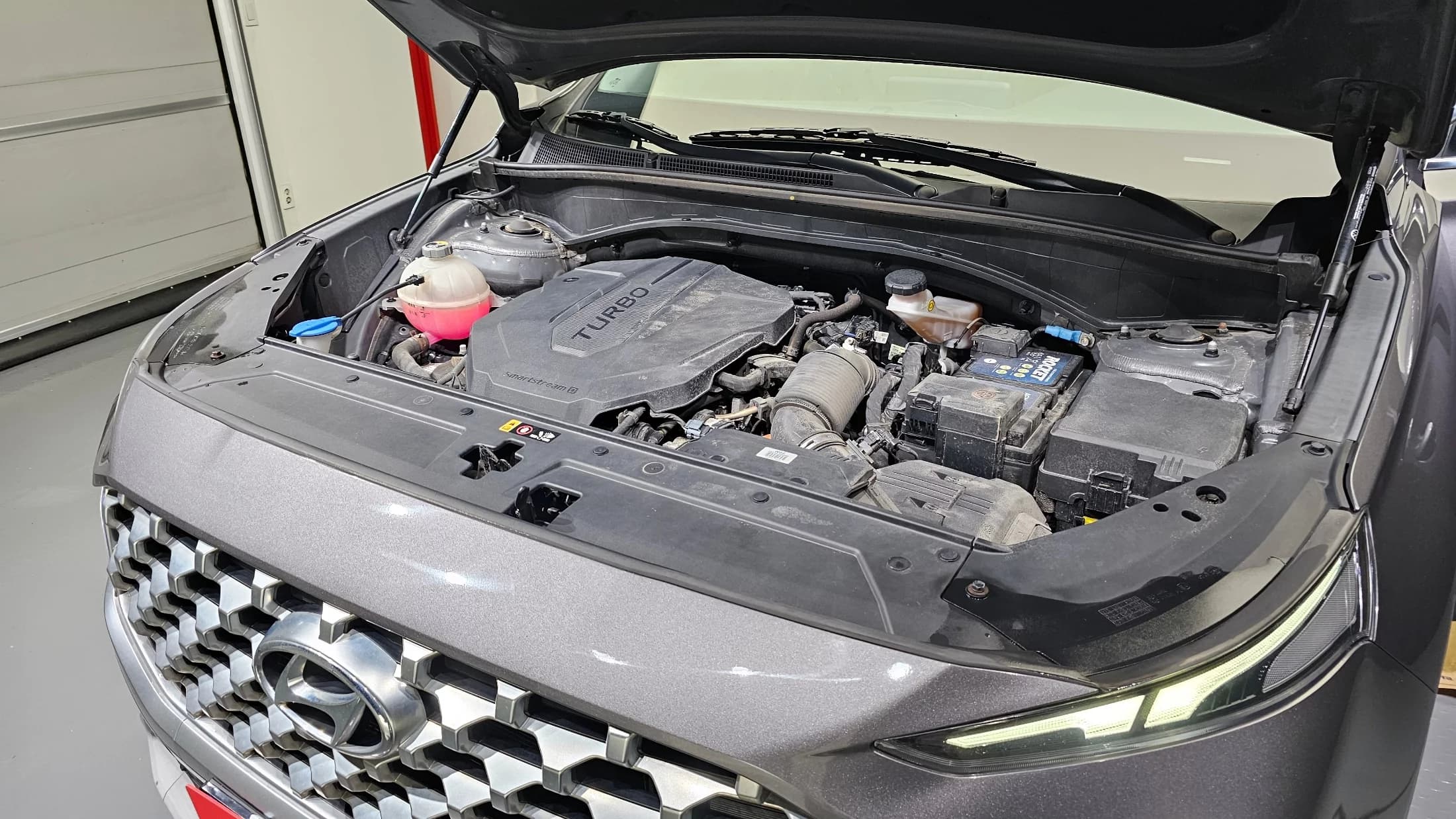 Hyundai Santa Fe Diesel 2.2 2WD Premium, 2021 г. 137559 км. — фото 6