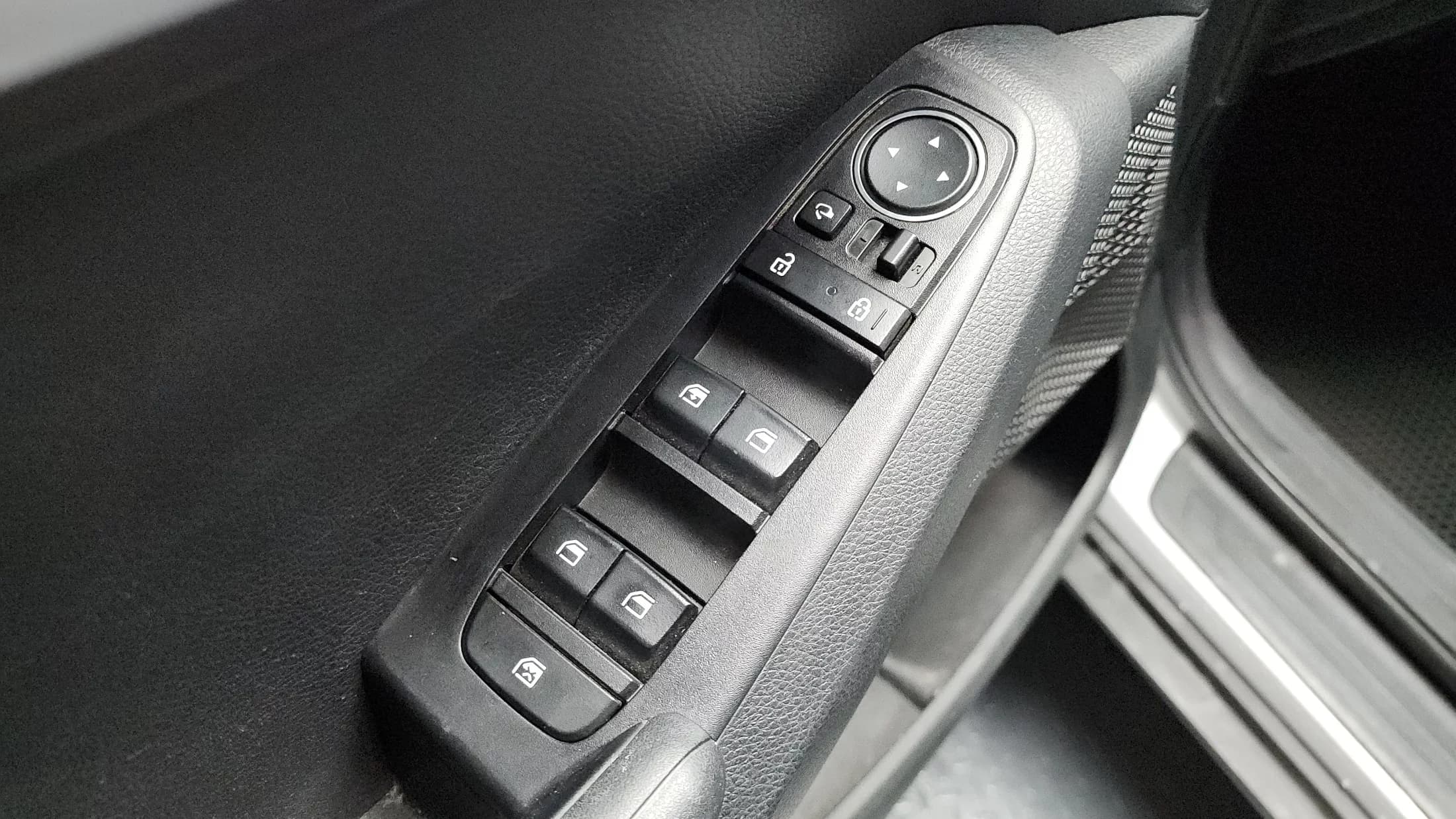 Kia Seltos Diesel 1.6 4WD Trendy, 2021 г. 124178 км. — фото 17