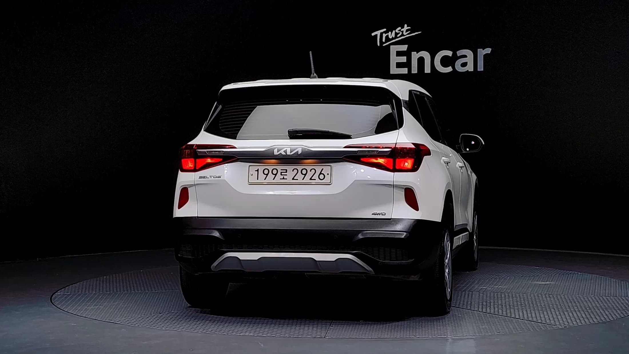 Kia Seltos Diesel 1.6 4WD Trendy, 2021 г. 124178 км. — фото 4