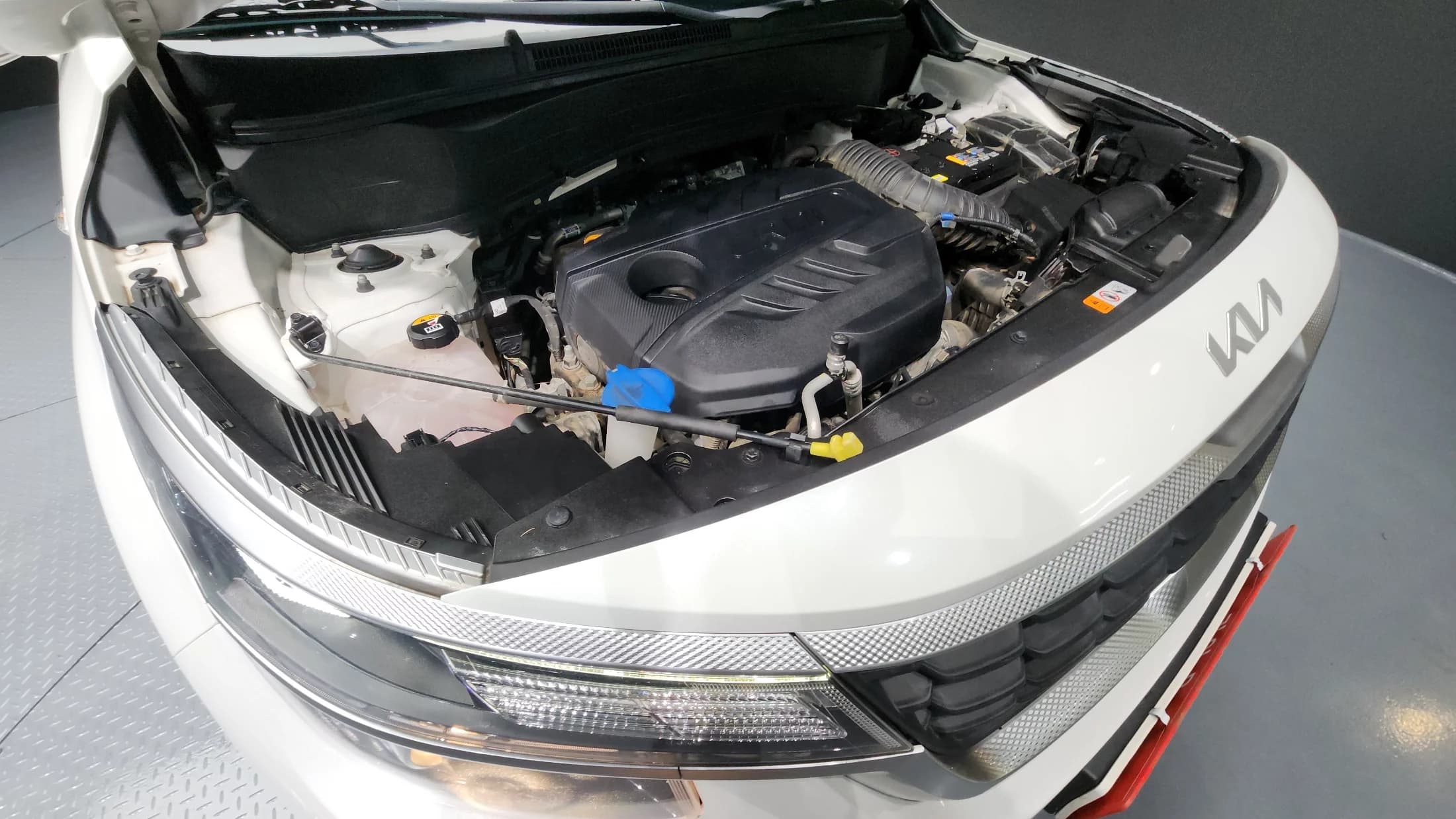 Kia Seltos Diesel 1.6 4WD Trendy, 2021 г. 124178 км. — фото 6