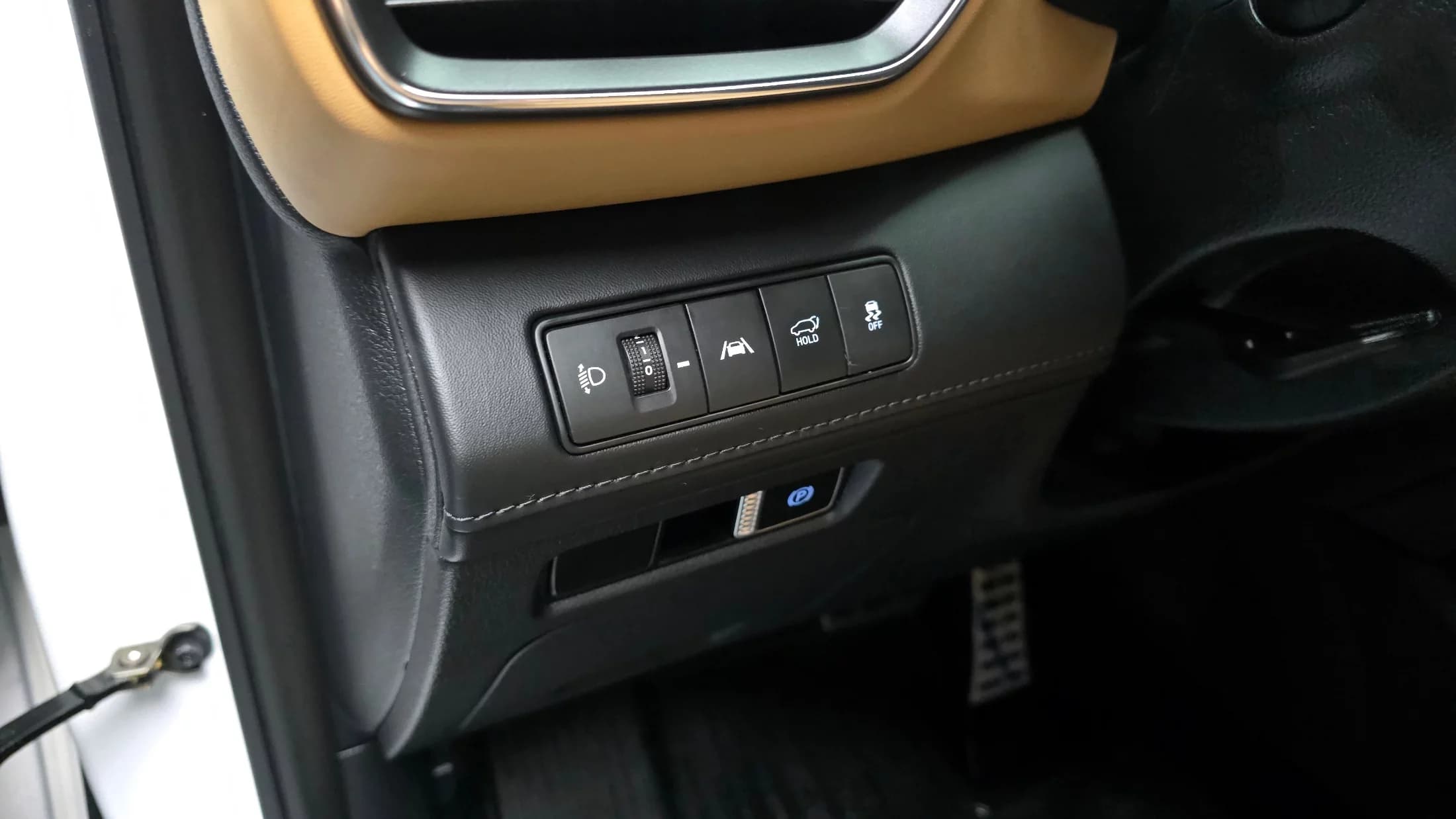 Hyundai Santa Fe Diesel 2.2 2WD Calligraphy, 2023 г. 64050 км. — фото 13