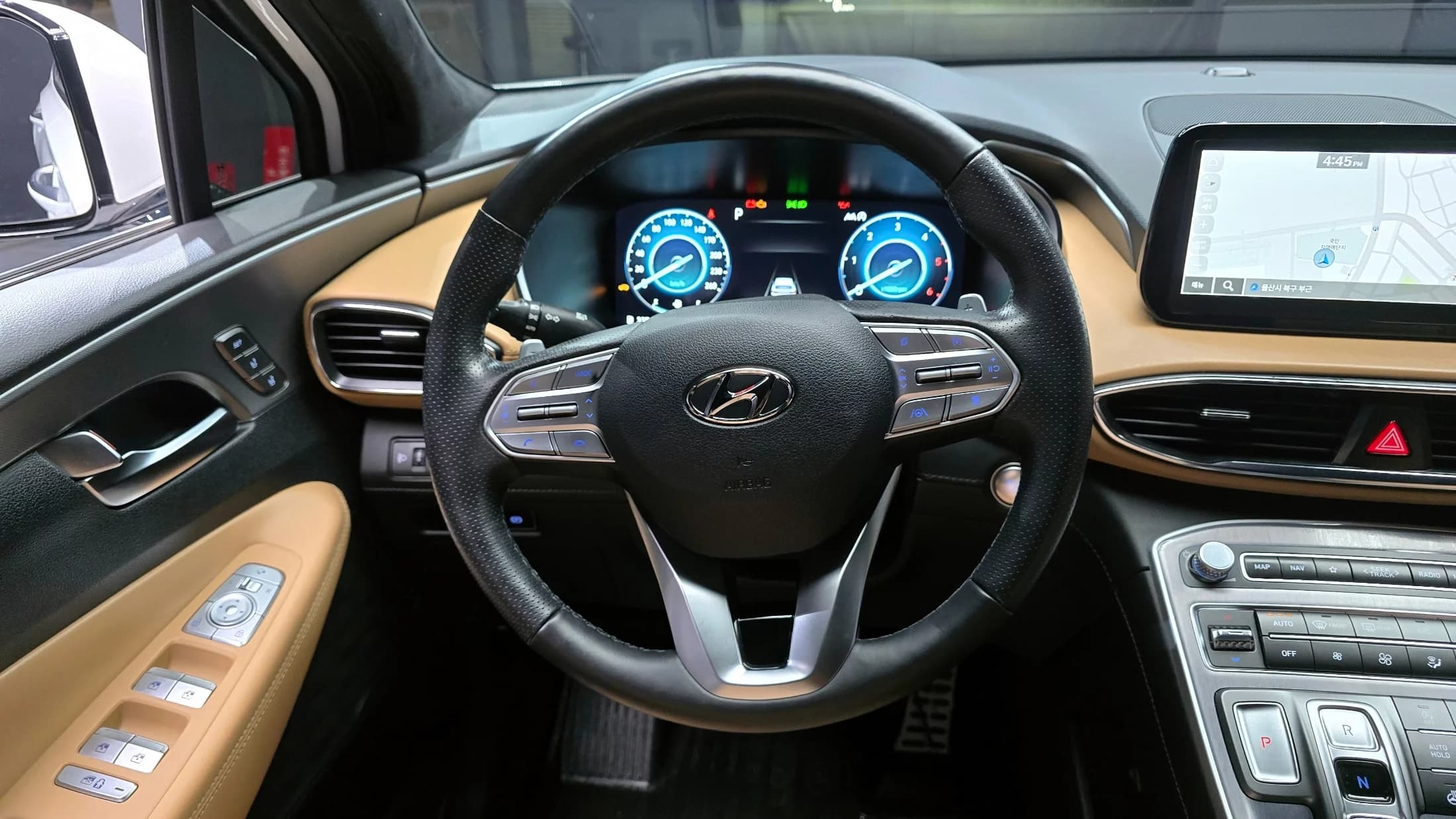 Hyundai Santa Fe Diesel 2.2 2WD Calligraphy, 2023 г. 64050 км. — фото 14