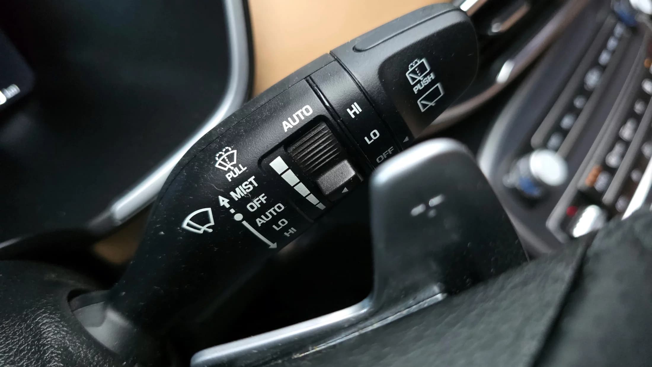 Hyundai Santa Fe Diesel 2.2 2WD Calligraphy, 2023 г. 64050 км. — фото 18
