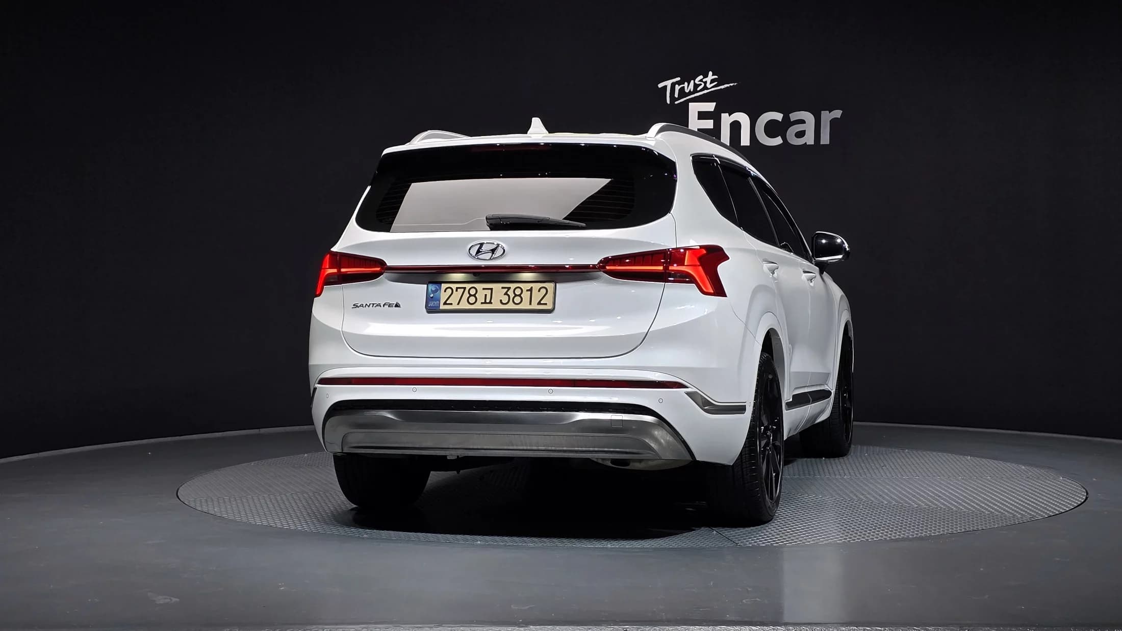 Hyundai Santa Fe Diesel 2.2 2WD Calligraphy, 2023 г. 64050 км. — фото 4