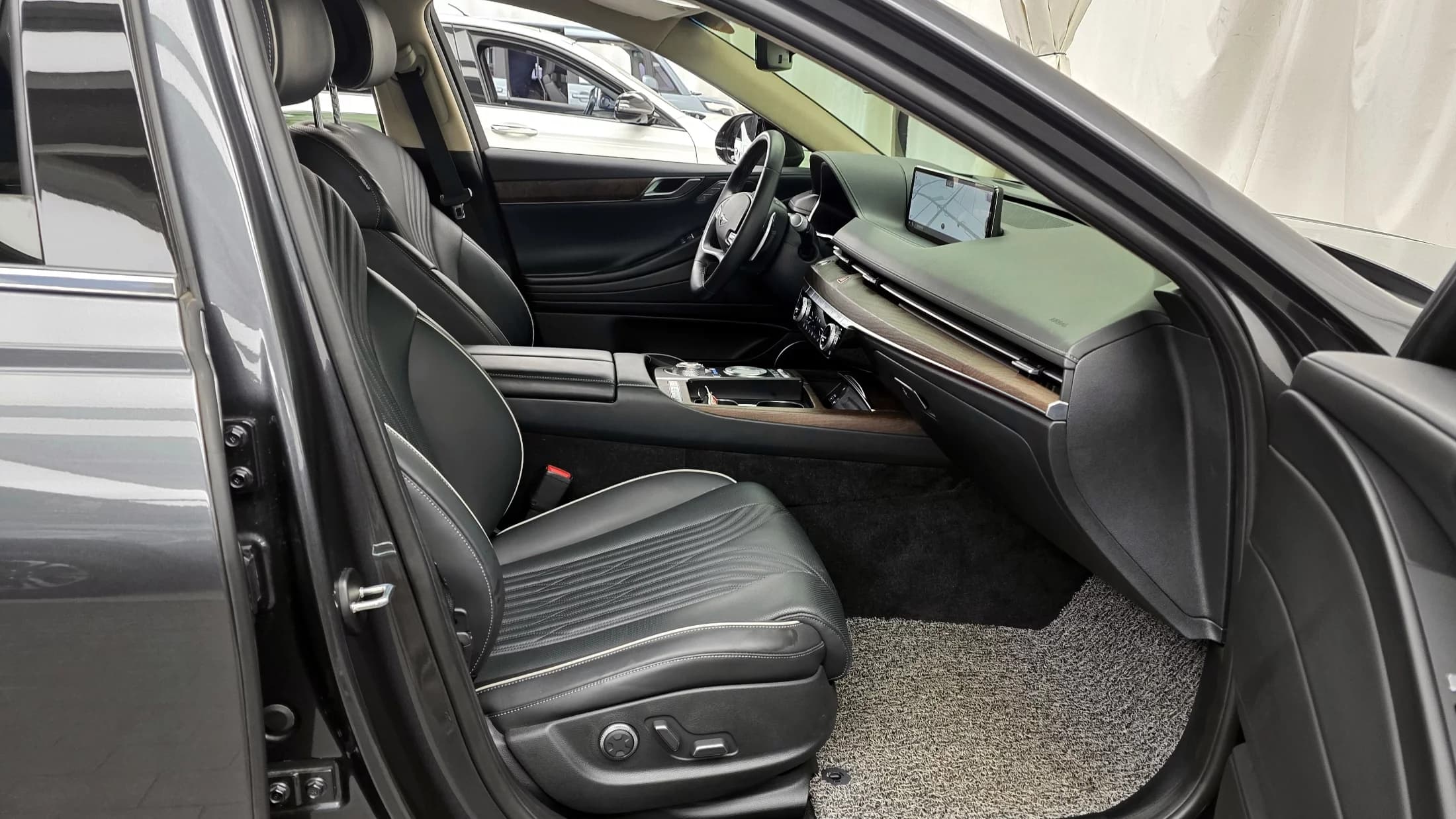 Genesis G80 Gasoline 2.5 Turbo AWD, 2021 г. 51802 км. — фото 11