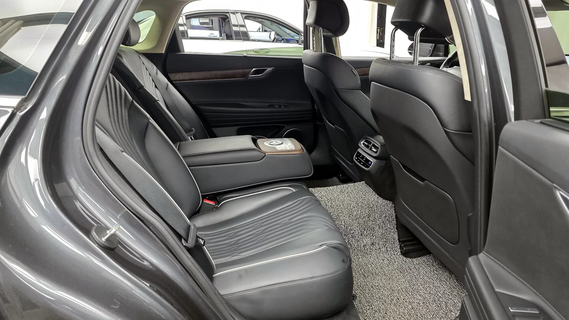 Genesis G80 Gasoline 2.5 Turbo AWD, 2021 г. 51802 км. — фото 12