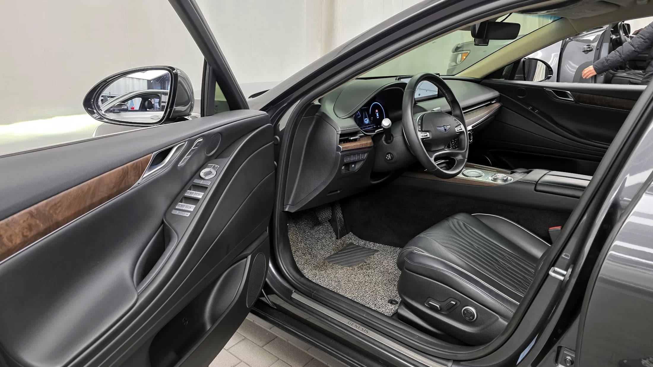 Genesis G80 Gasoline 2.5 Turbo AWD, 2021 г. 51802 км. — фото 10
