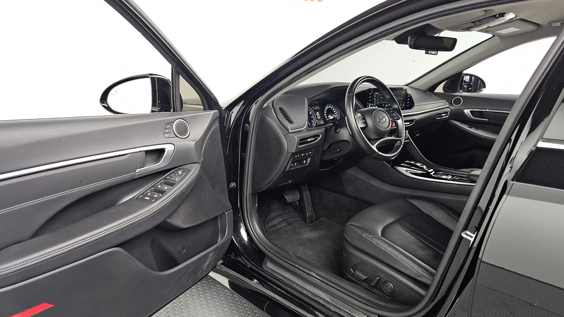 Hyundai Sonata 2.0 Premium Plus, 2022 г. 71866 км. — фото 11