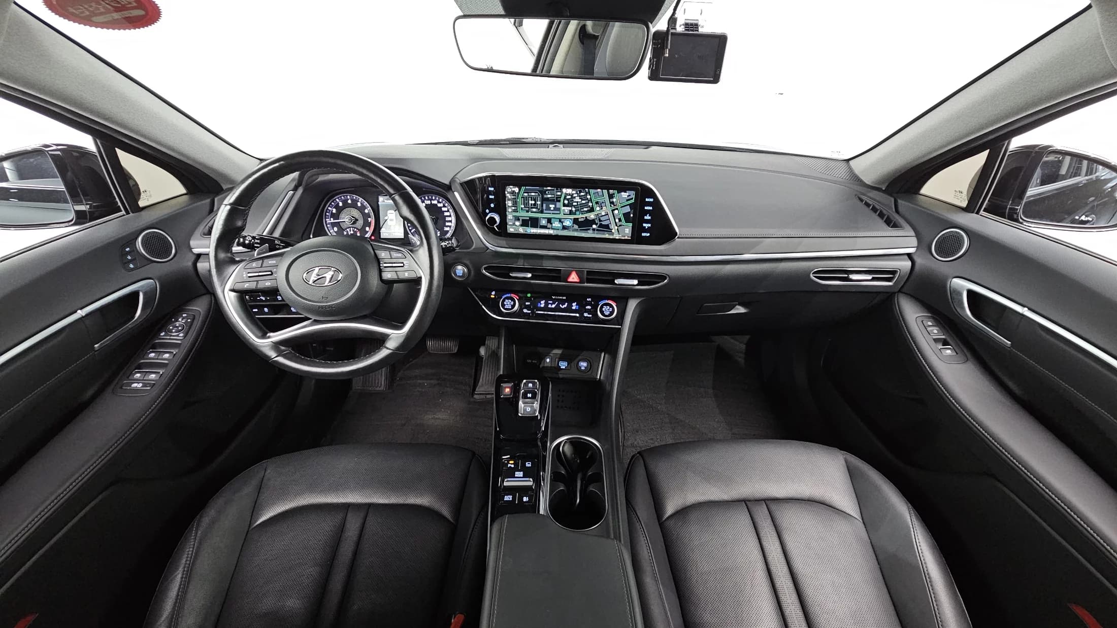 Hyundai Sonata 2.0 Premium Plus, 2022 г. 71866 км. — фото 7