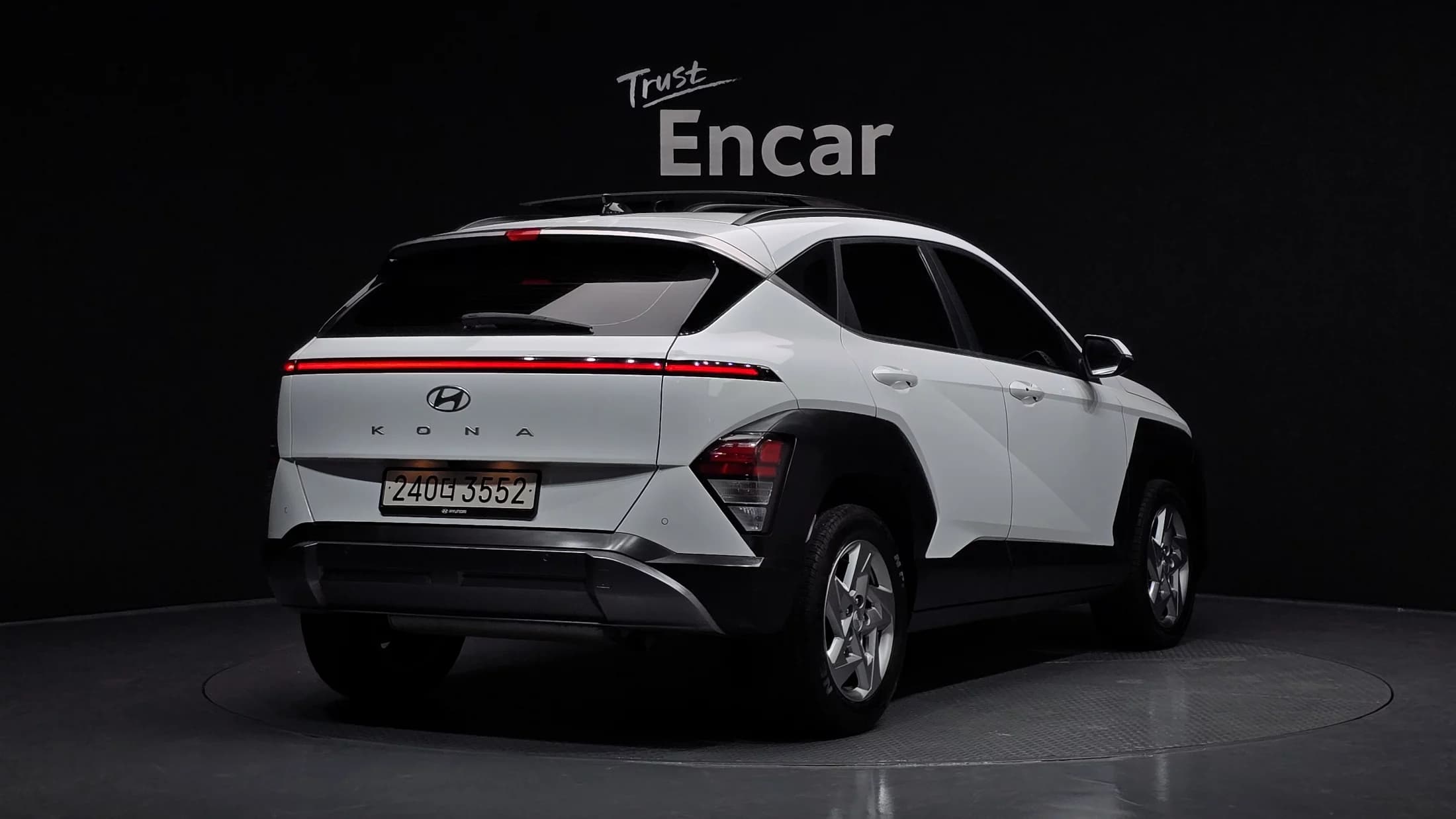 Hyundai Kona Gasoline 1.6 Turbo 2WD Premium, 2023 г. 64708 км. — фото 2
