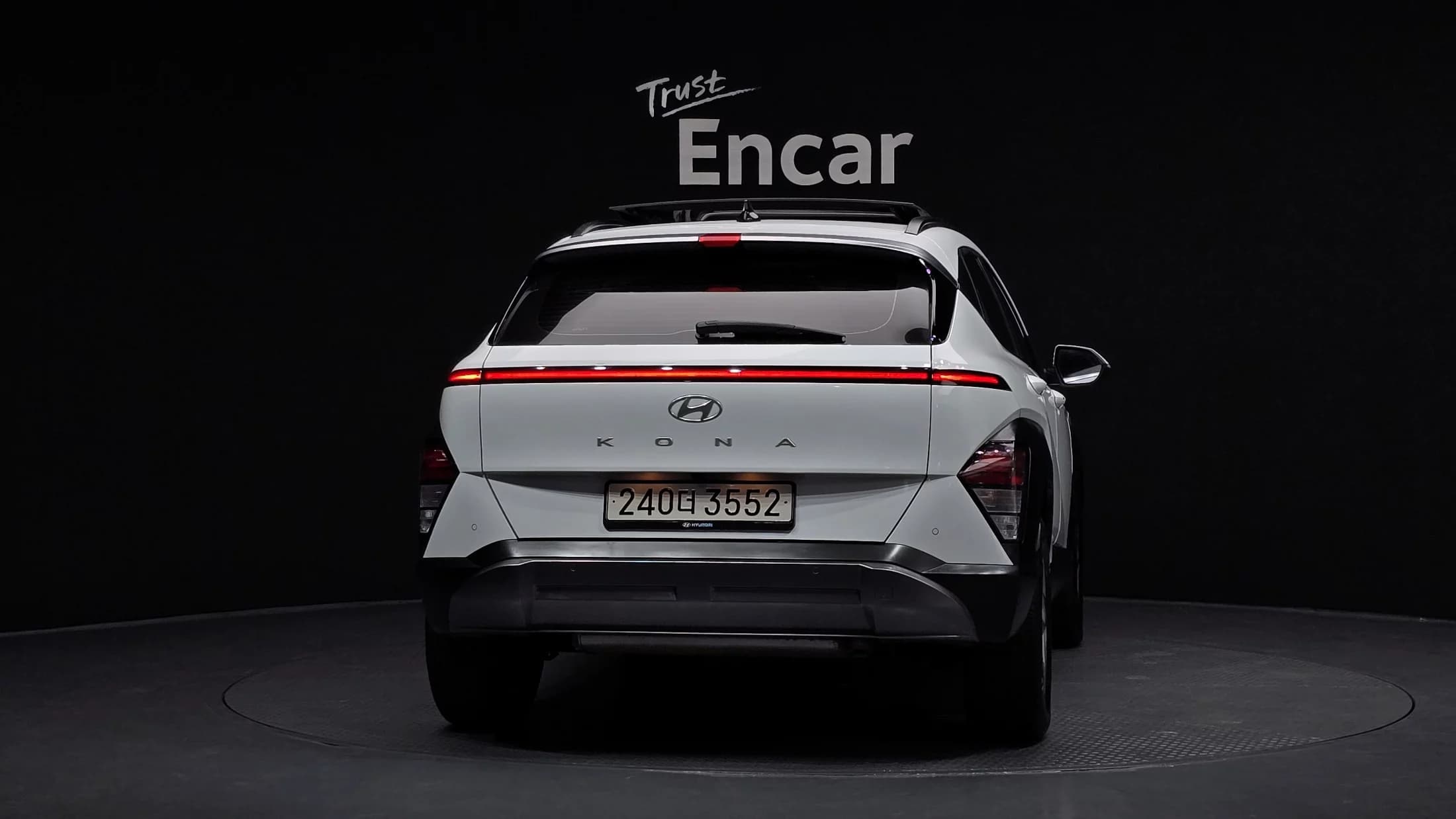 Hyundai Kona Gasoline 1.6 Turbo 2WD Premium, 2023 г. 64708 км. — фото 4