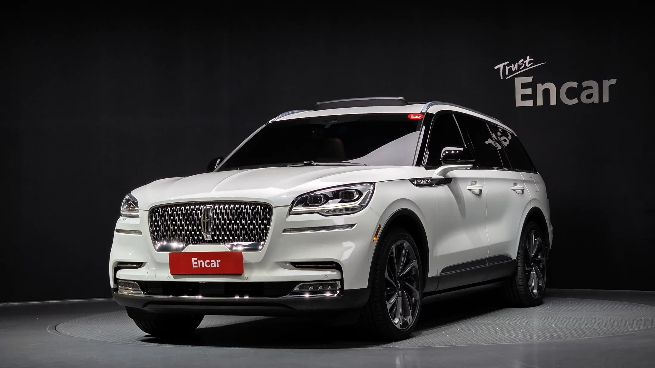 Lincoln AVIATOR 3.0 Reserve AWD, 2023 г. 22891 км.