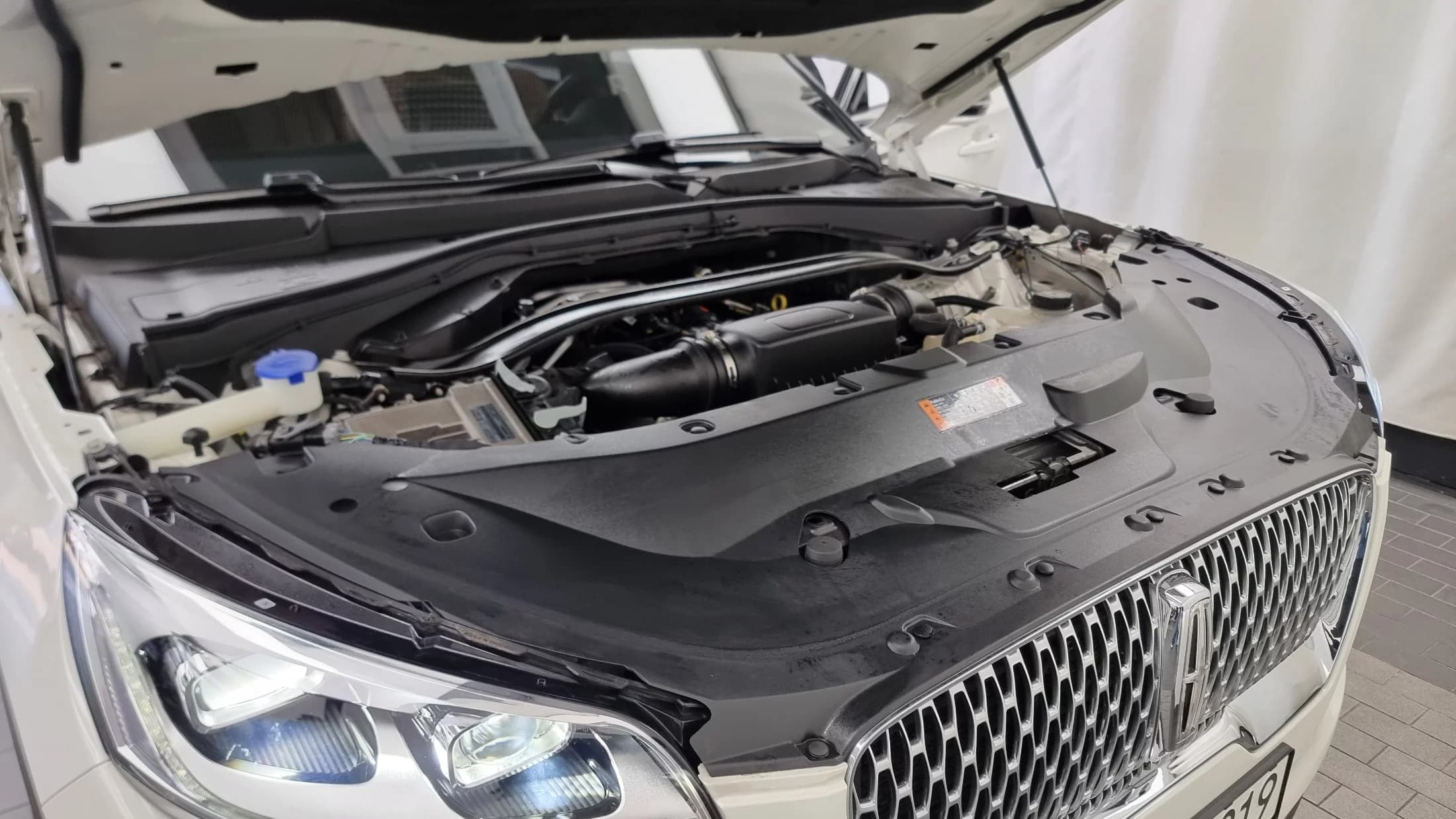Lincoln AVIATOR 3.0 Reserve  AWD, 2023 г. 22891 км. — фото 6