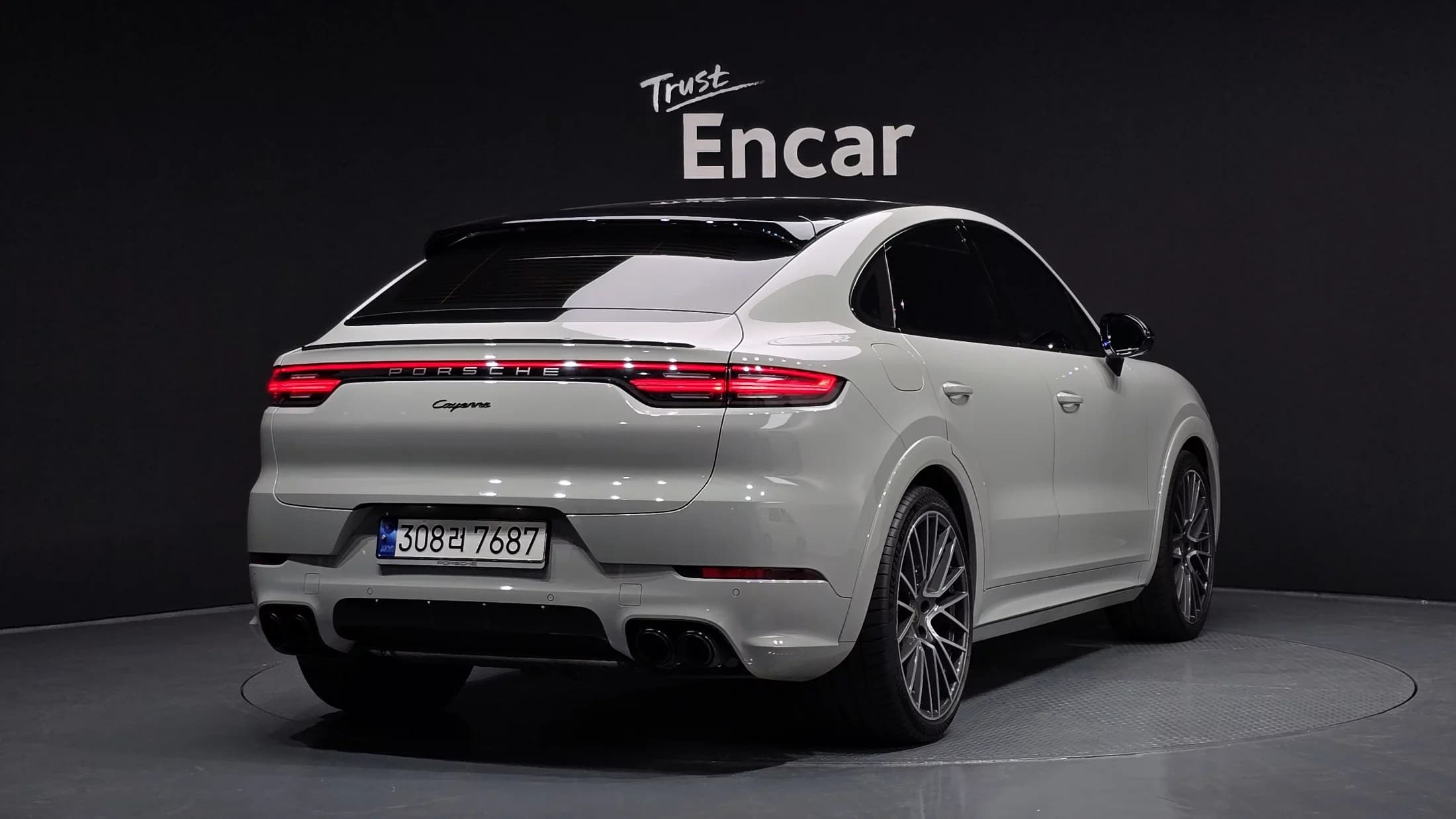 Porsche CAYENNE 3.0 COUPE PLATINUM EDITION, 2023 г. 22658 км. — фото 2