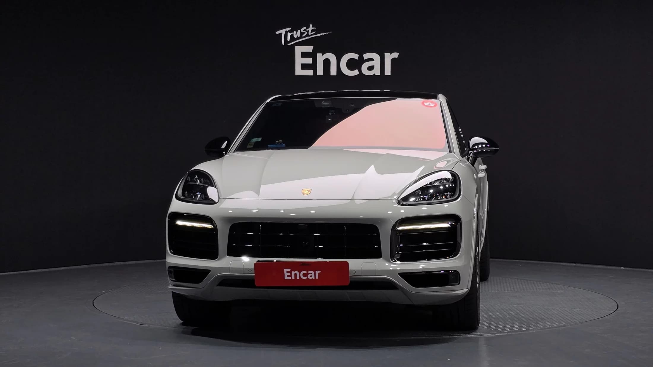 Porsche CAYENNE 3.0 COUPE PLATINUM EDITION, 2023 г. 22658 км. — фото 3