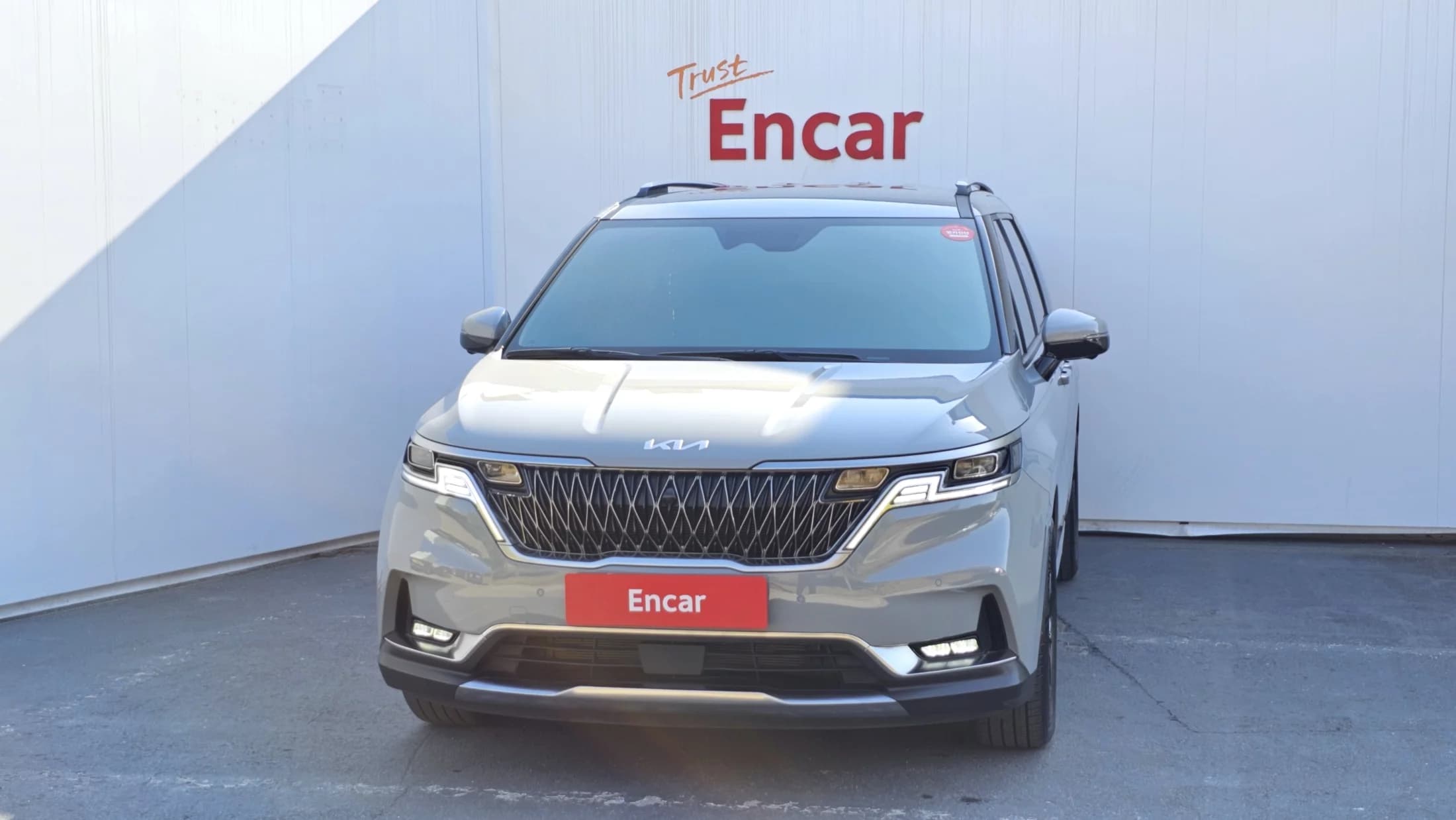 Kia Carnival Gasoline 7-Seater Signature, 2023 г. 28367 км. — фото 3