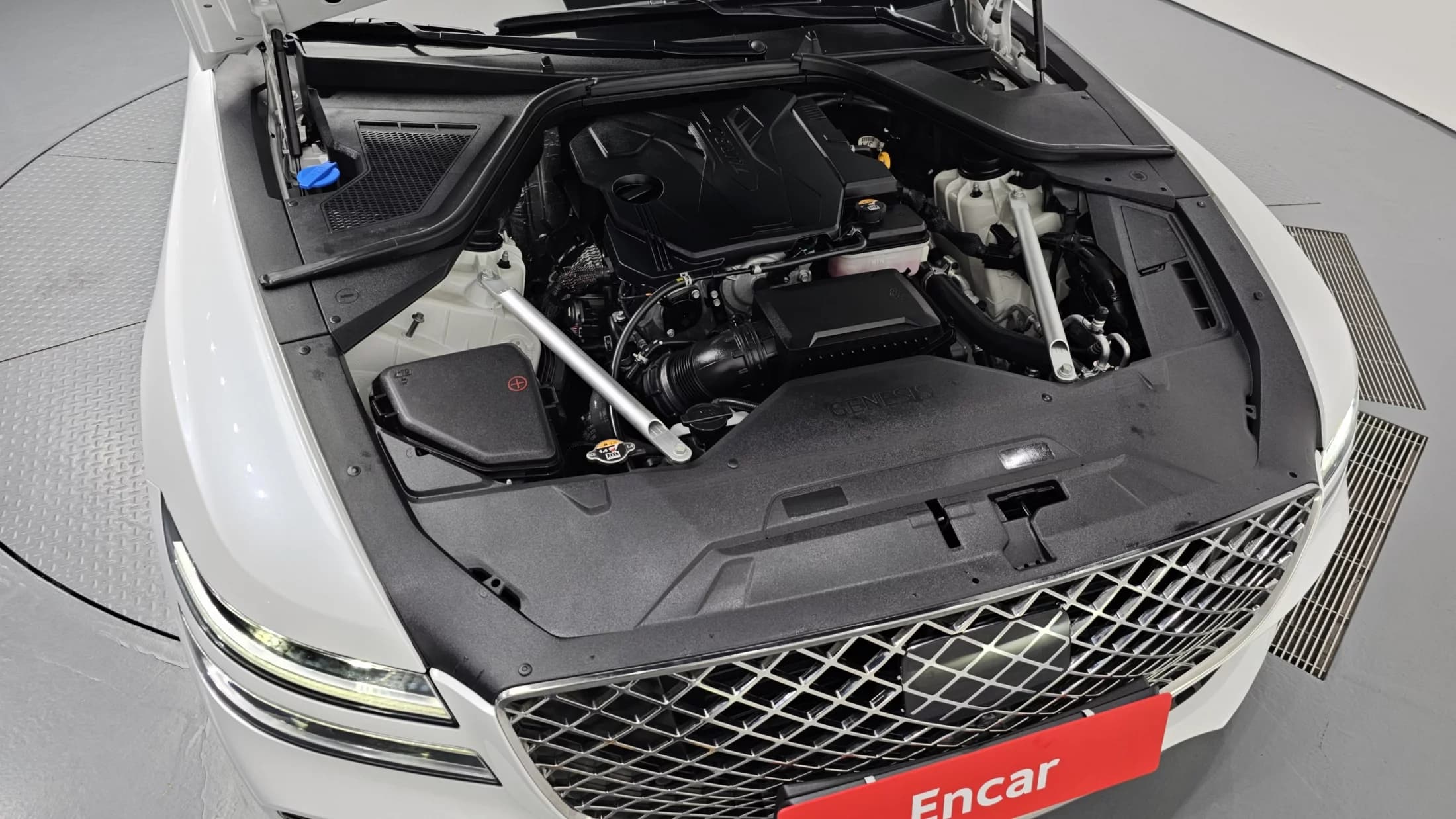 Genesis G80 Gasoline 2.5 Turbo AWD, 2023 г. 55589 км. — фото 6